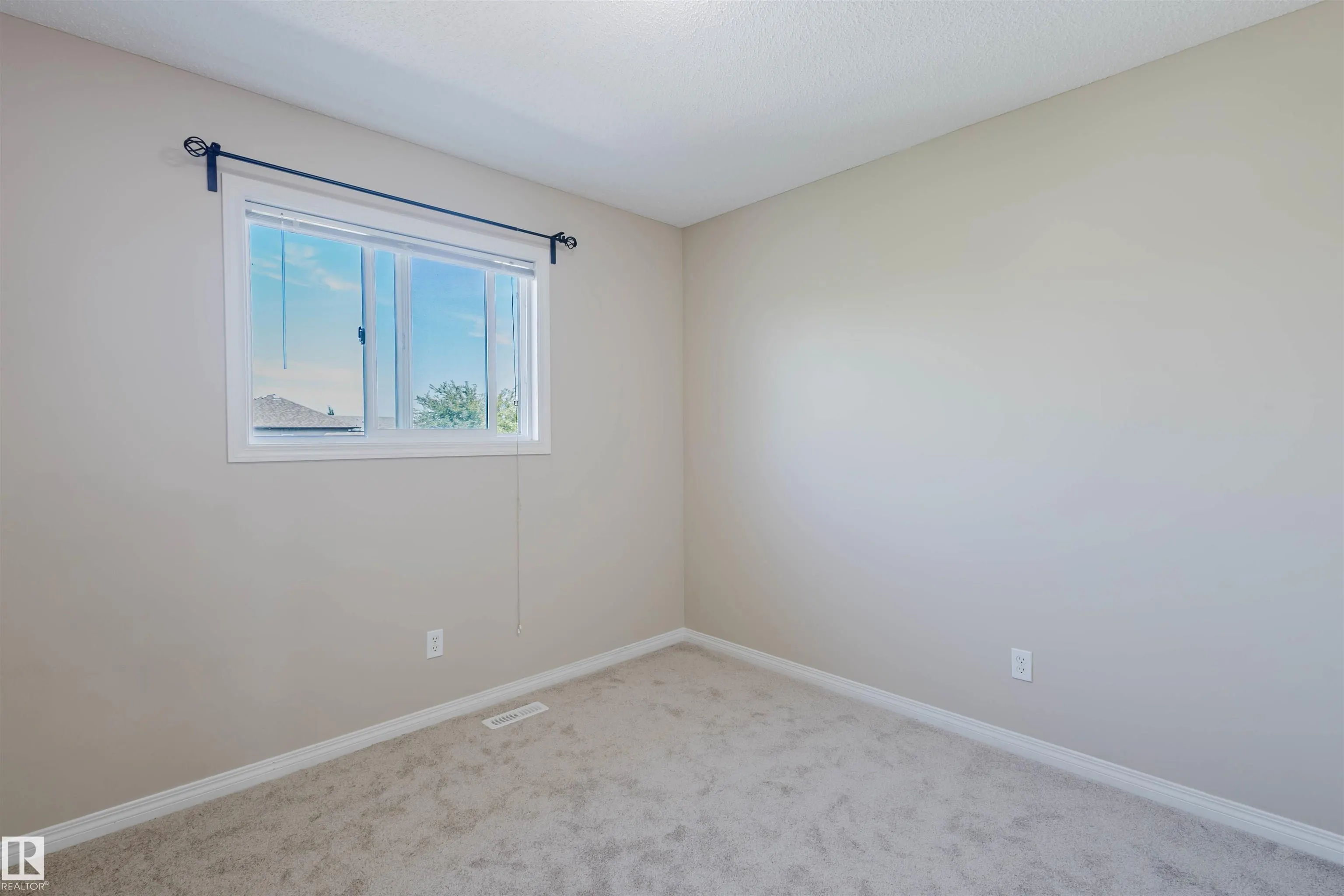 9235 SCOTT Lane