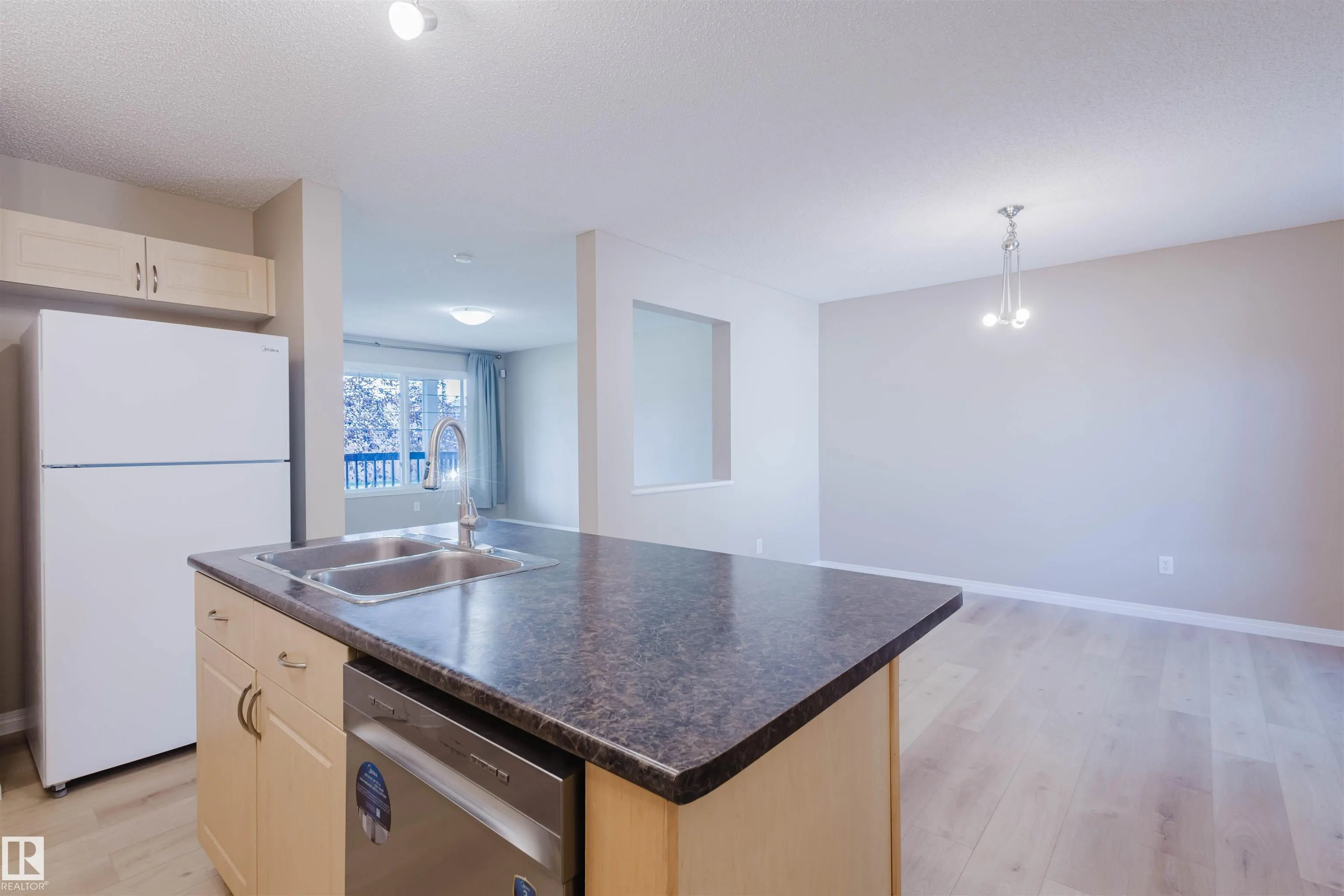 9235 SCOTT Lane