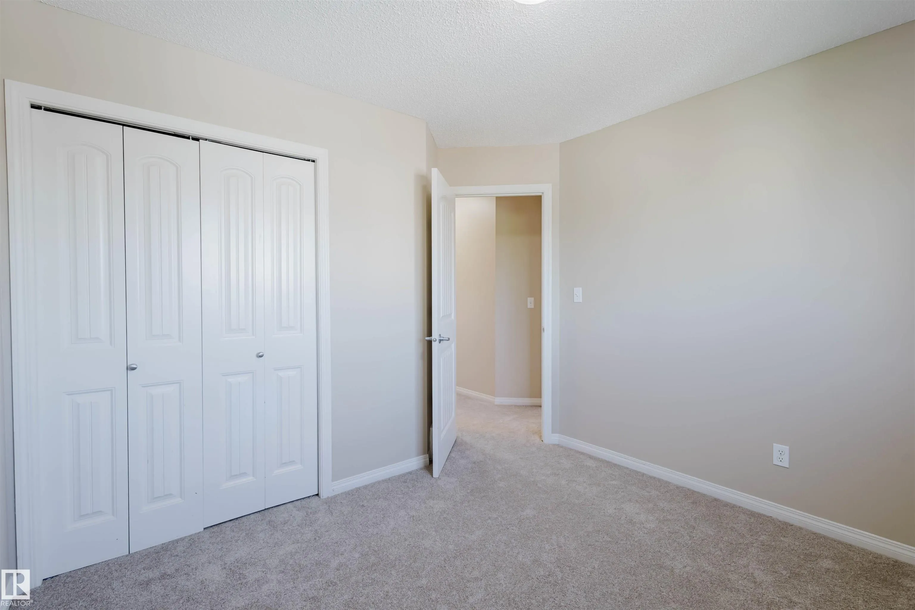 9235 SCOTT Lane