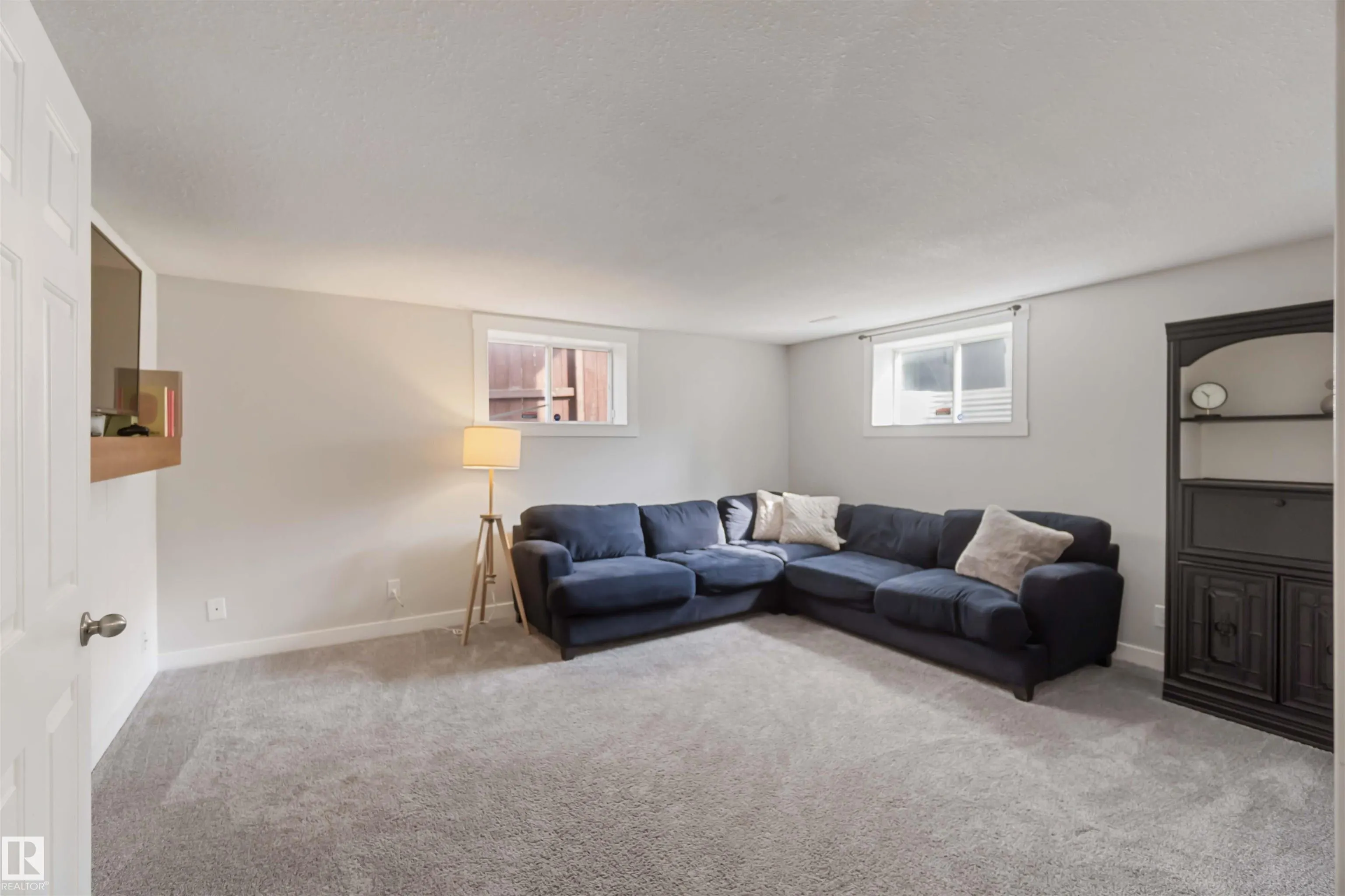 33 VENTNOR Place