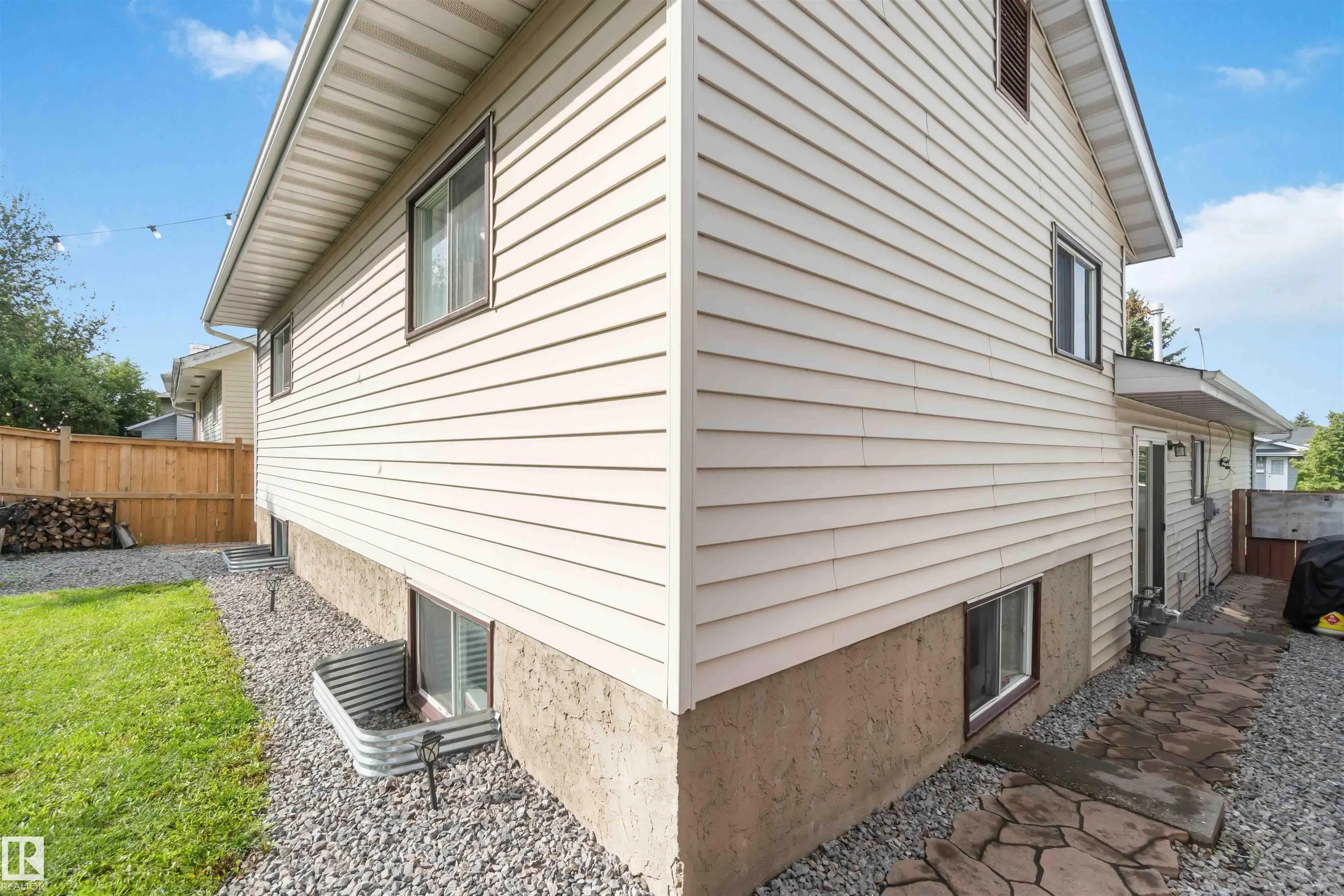 33 VENTNOR Place