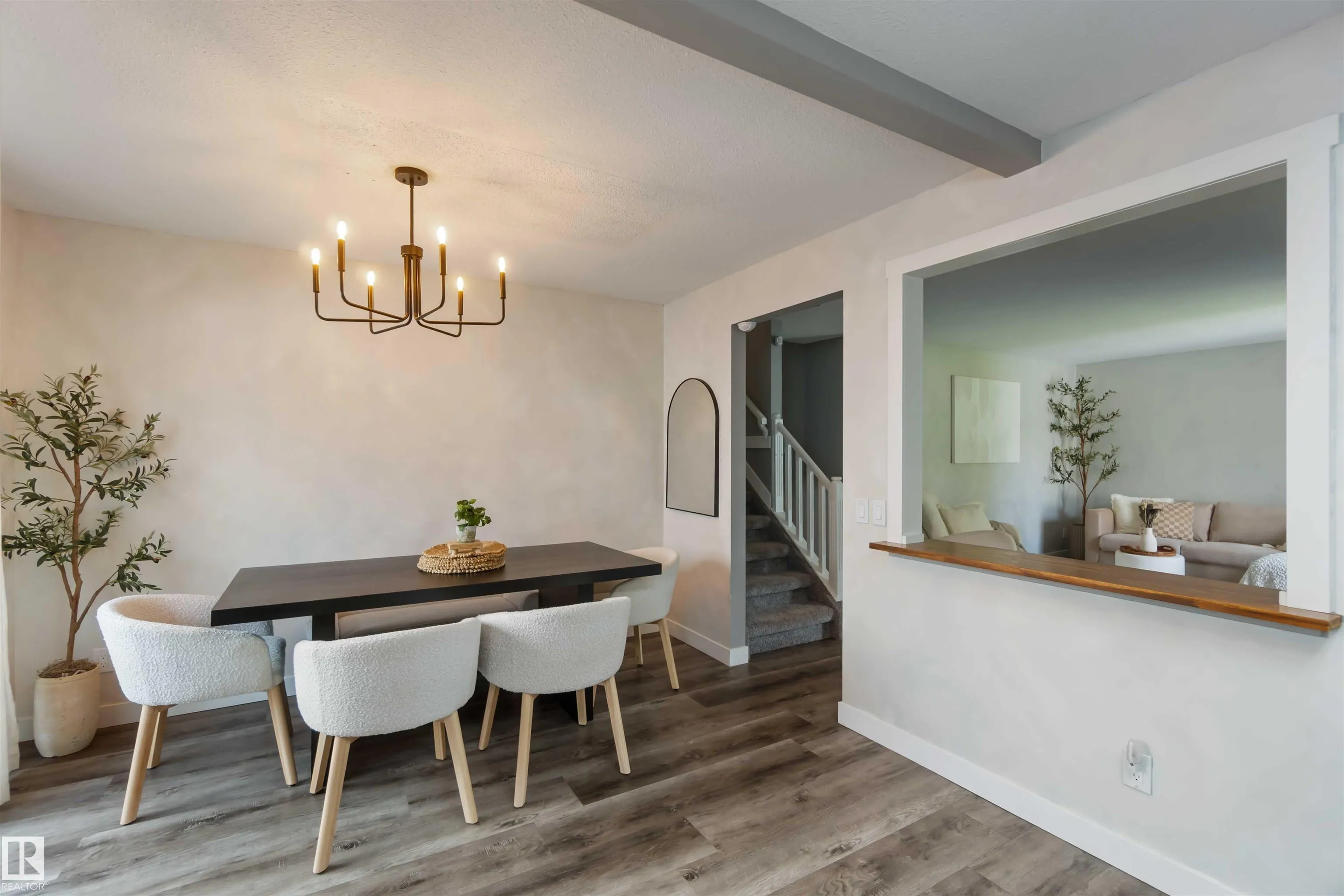 33 VENTNOR Place