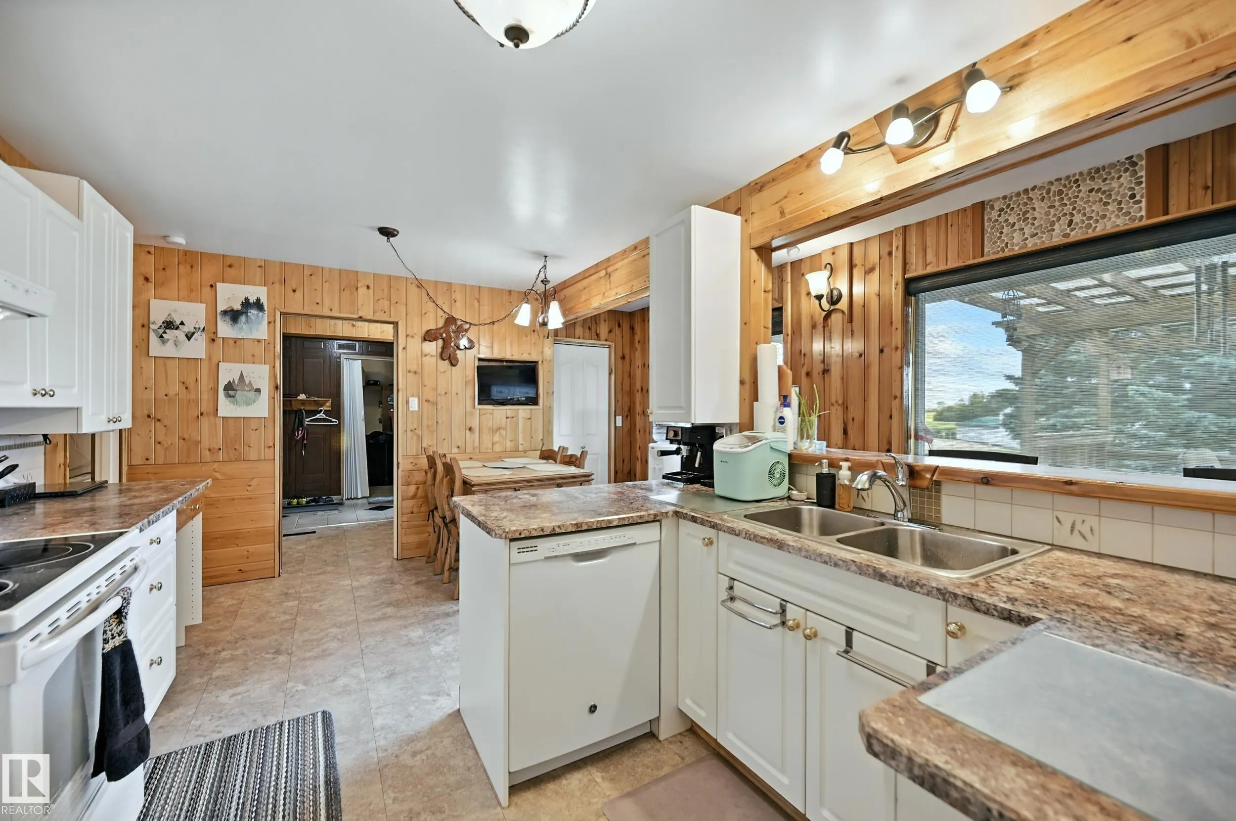 53110 RGE ROAD 12