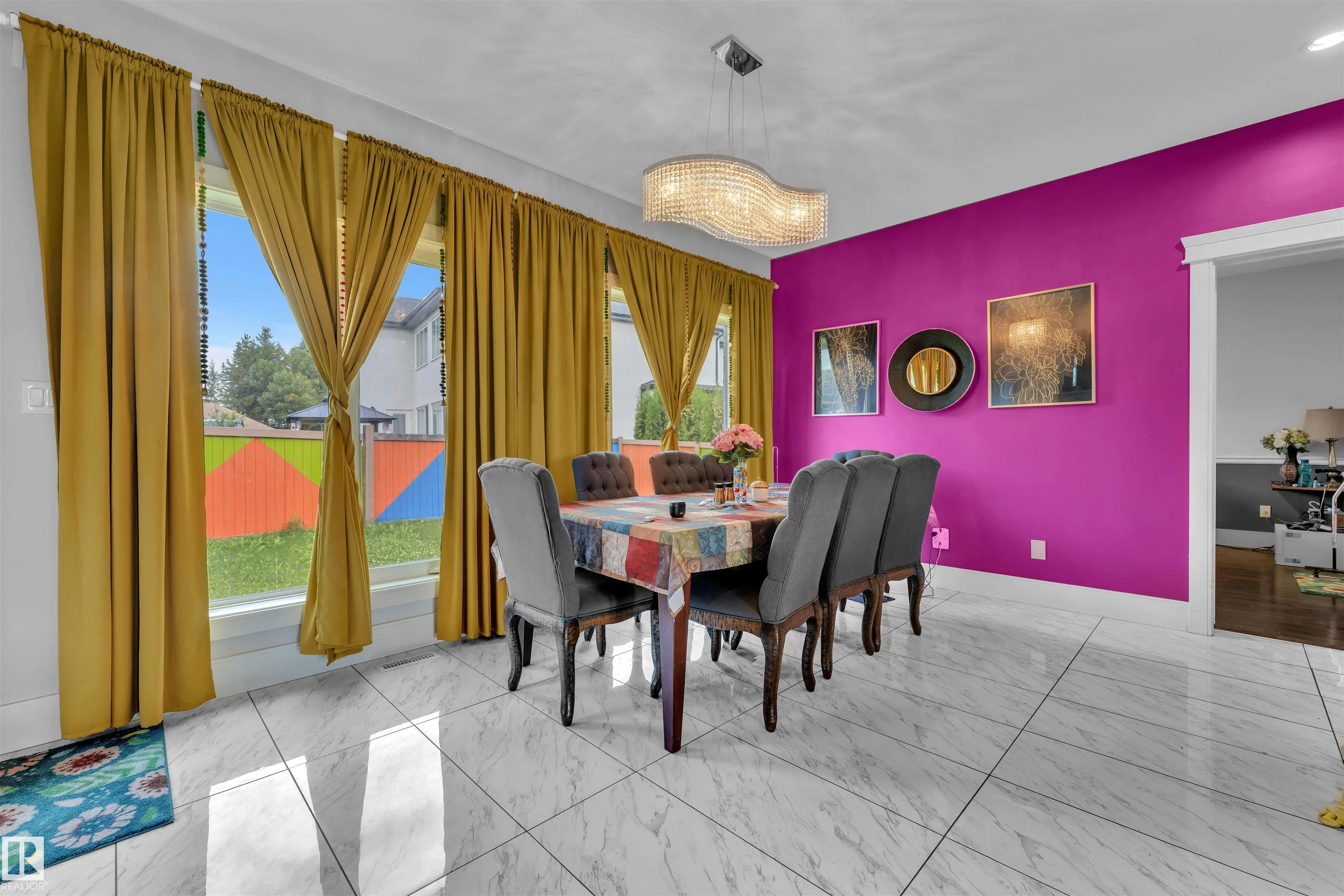 1273 ADAMSON Drive