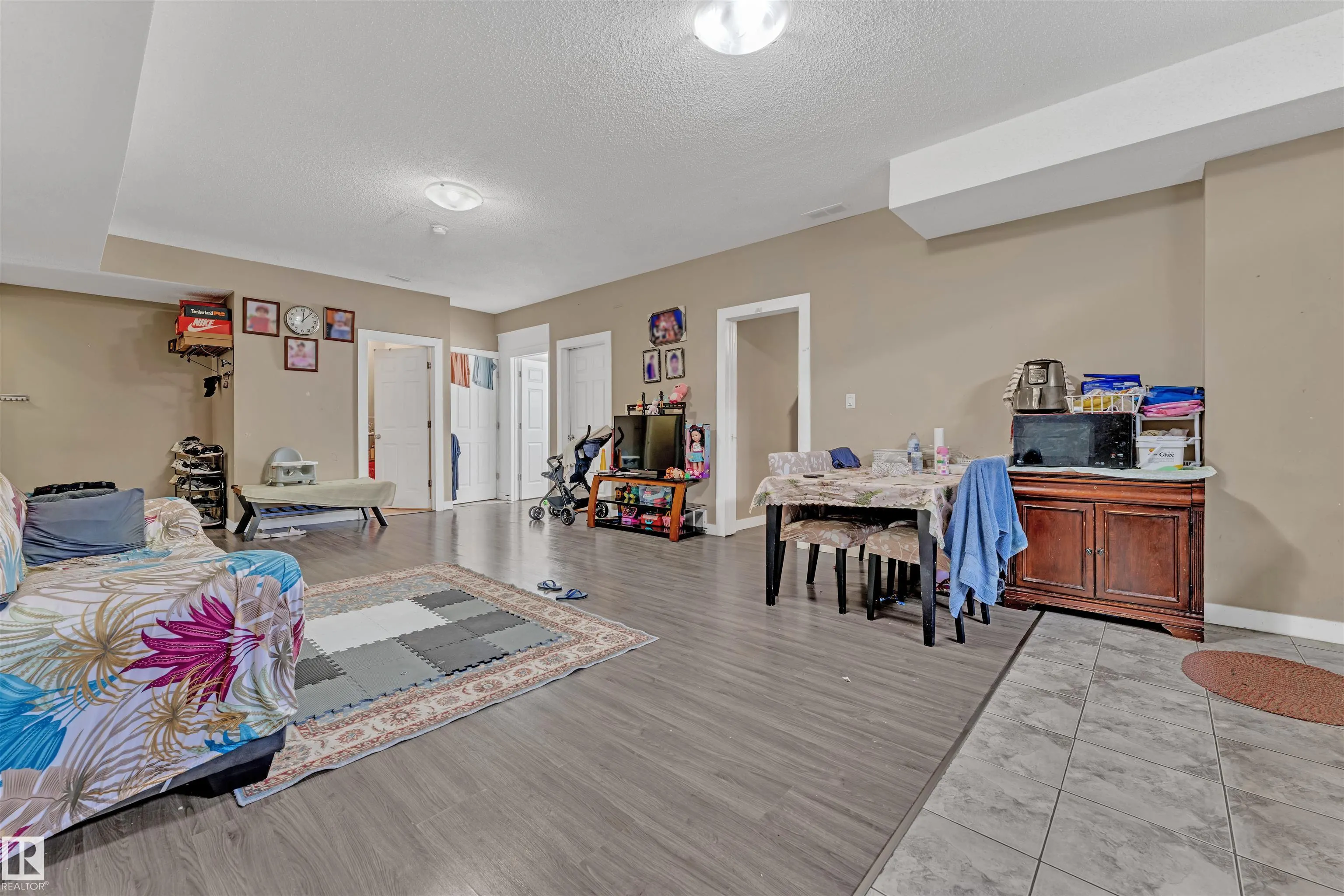 1273 ADAMSON Drive