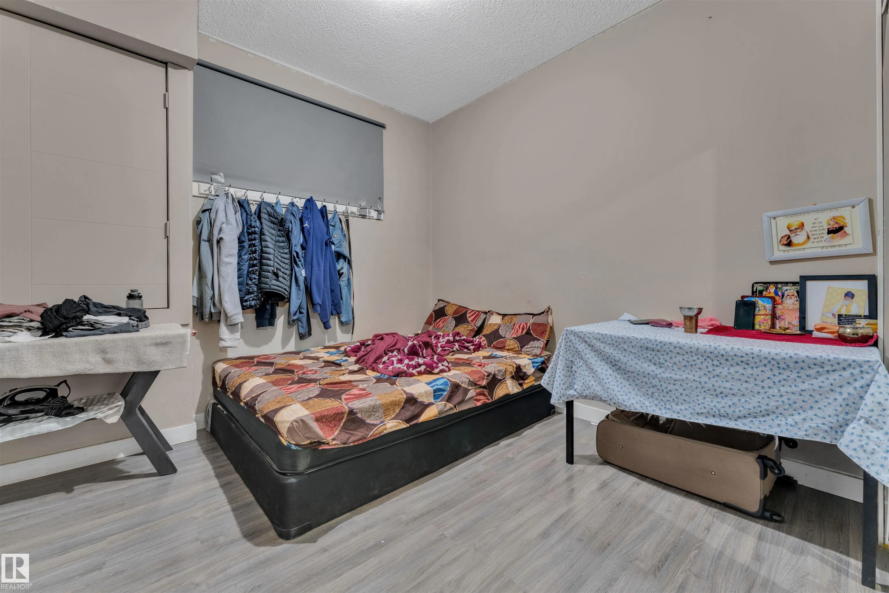 1273 ADAMSON Drive