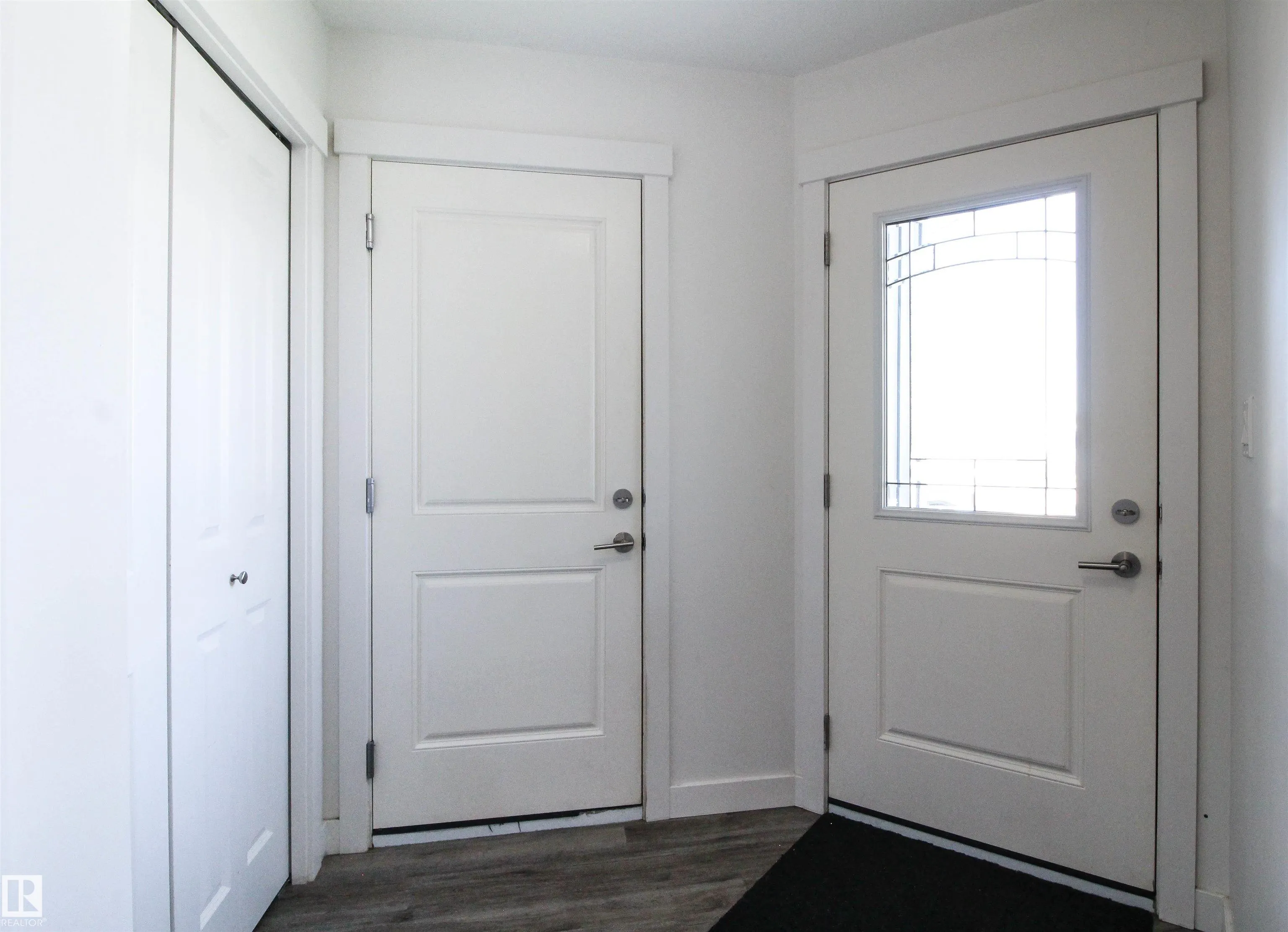 42 SUN MEADOWS Close