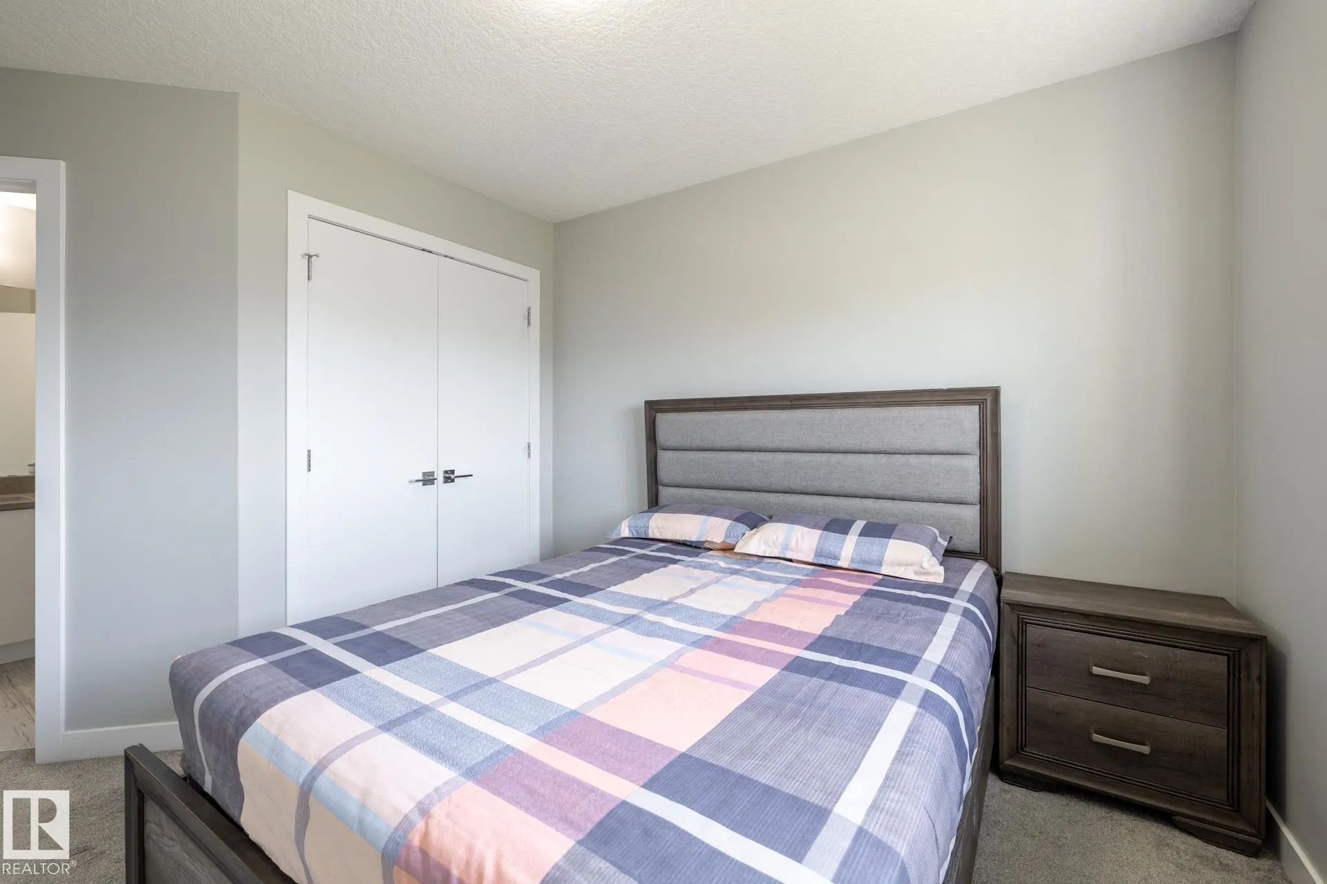 9327 COOPER BEND Bend