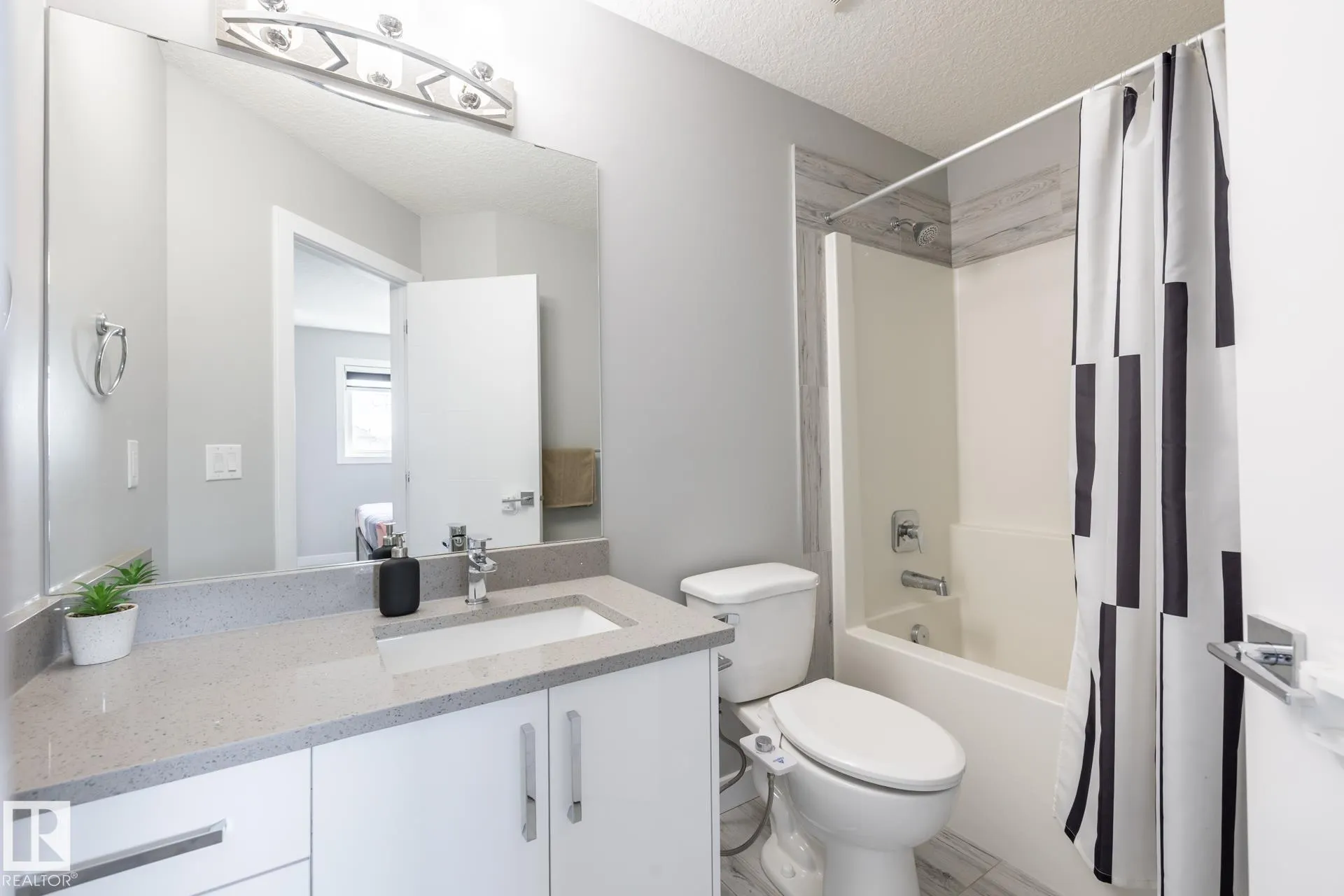 9327 COOPER BEND Bend