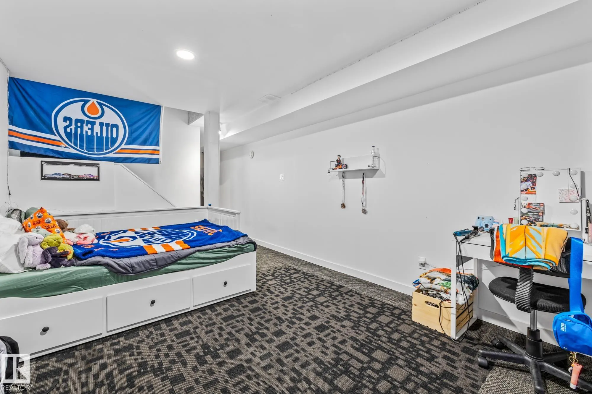 10940 BEAUMARIS Road