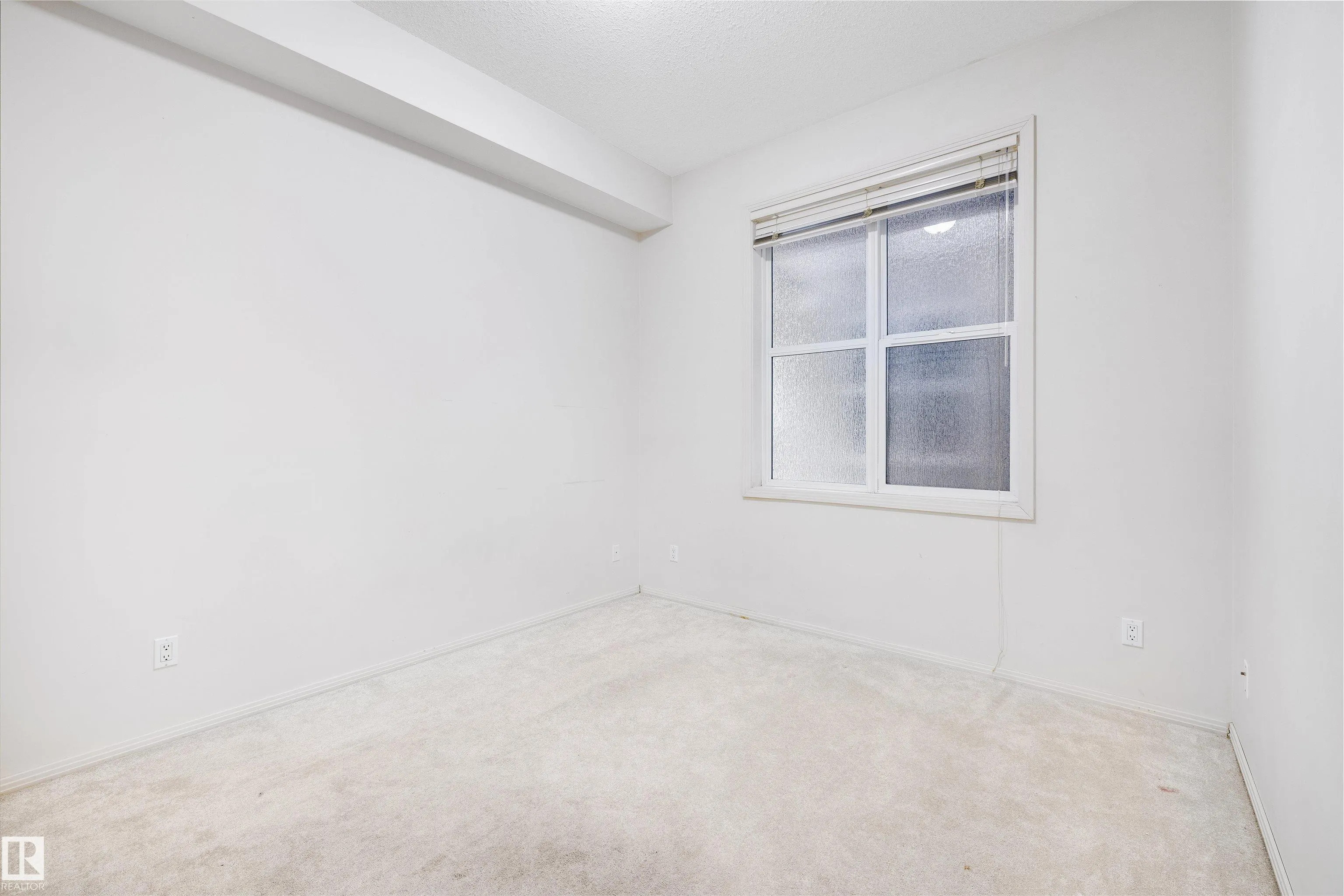 10407 122 Street