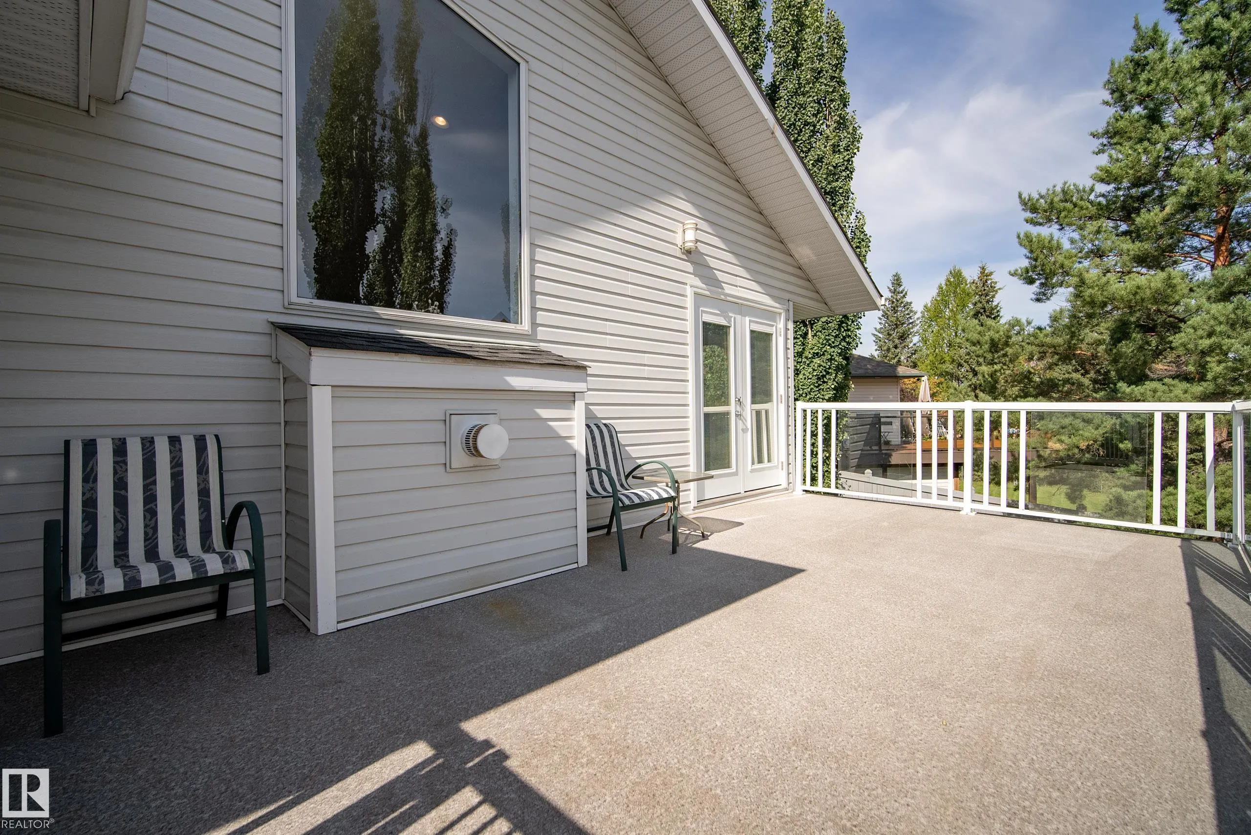 6 Hunter Place