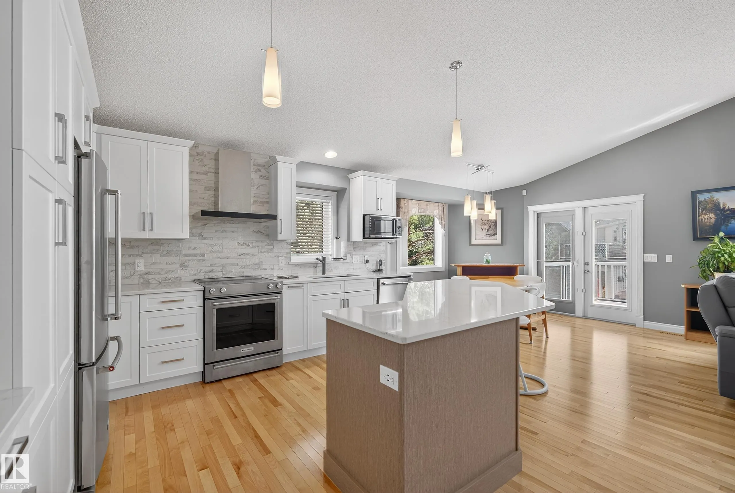 6 Hunter Place