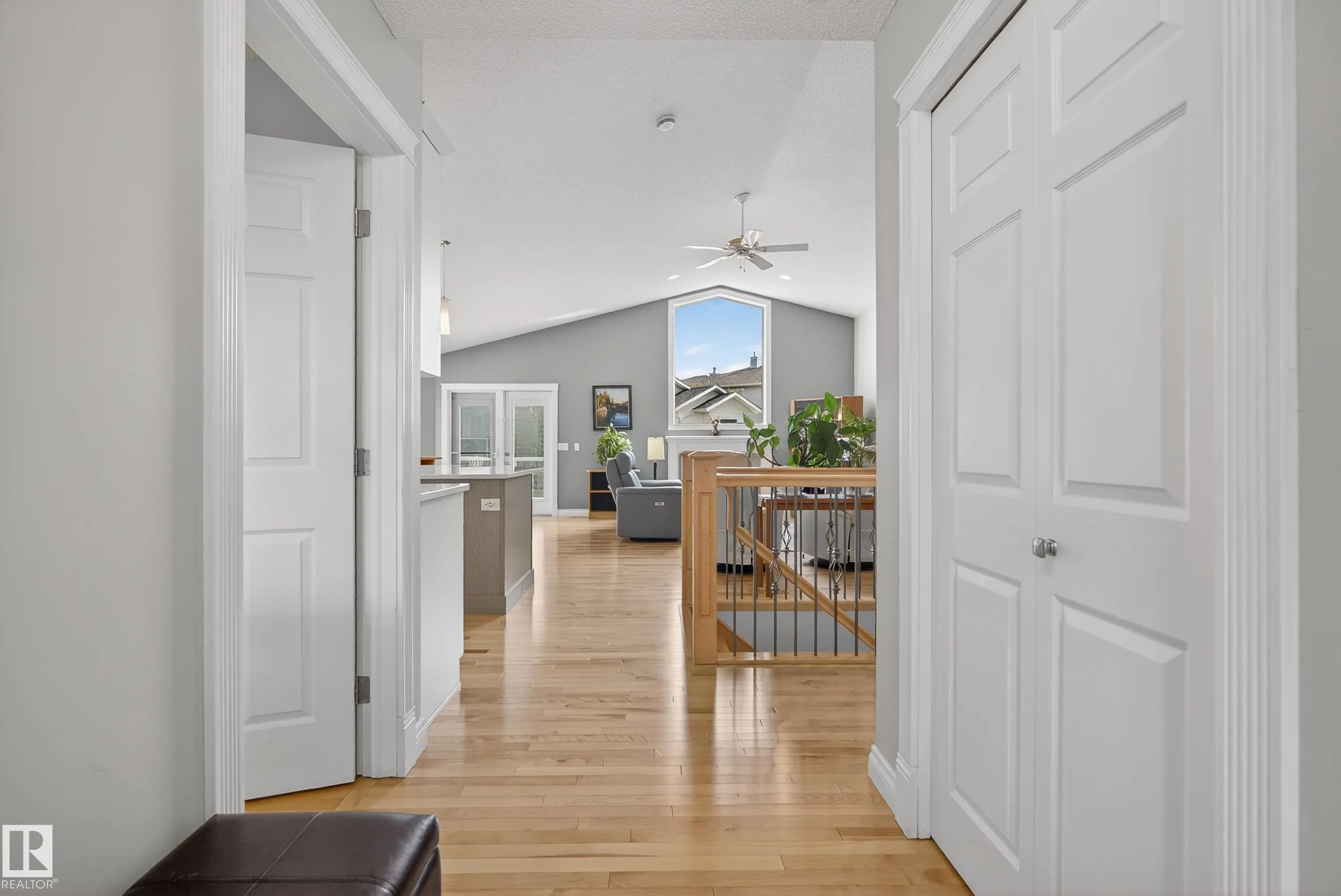 6 Hunter Place