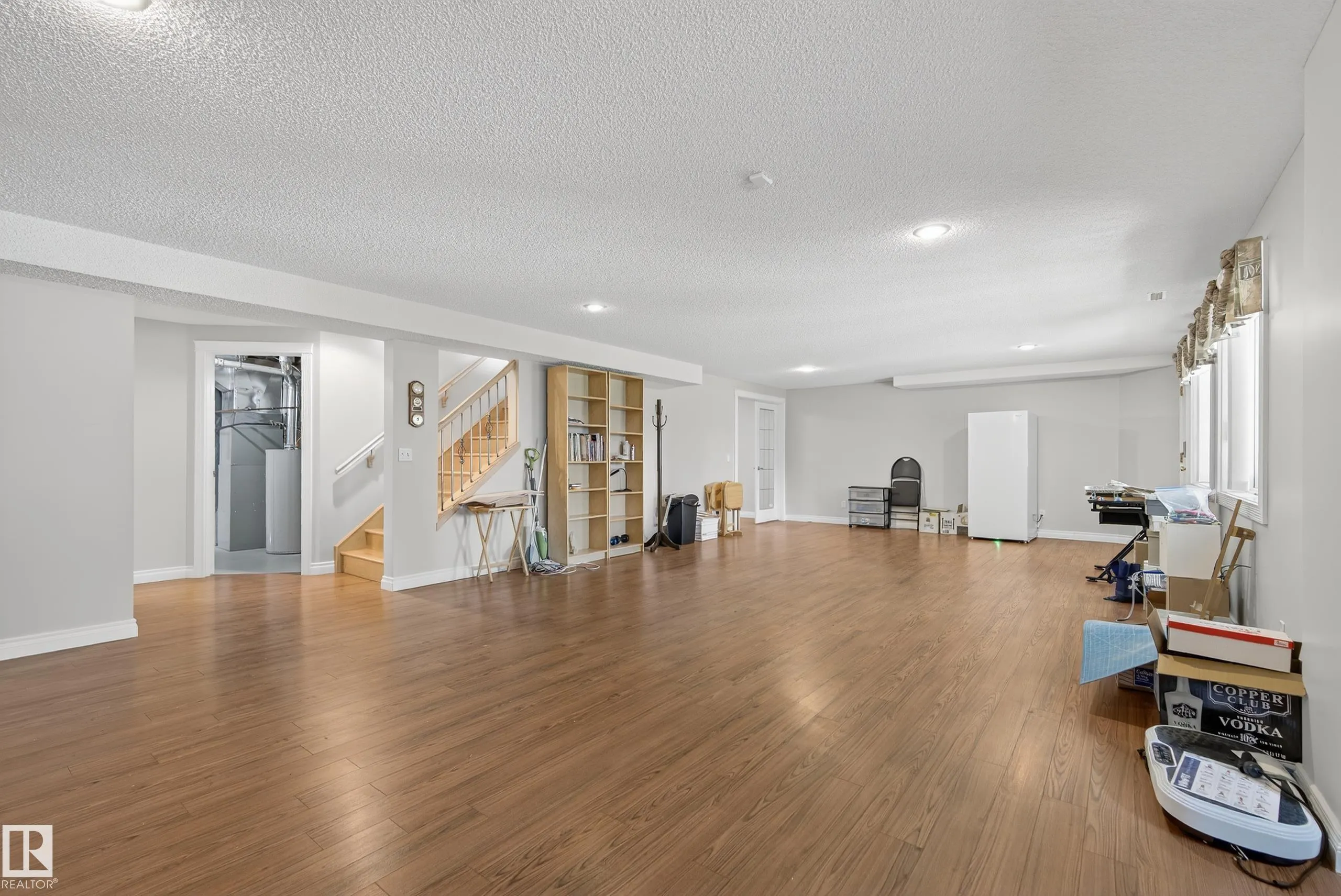 6 Hunter Place
