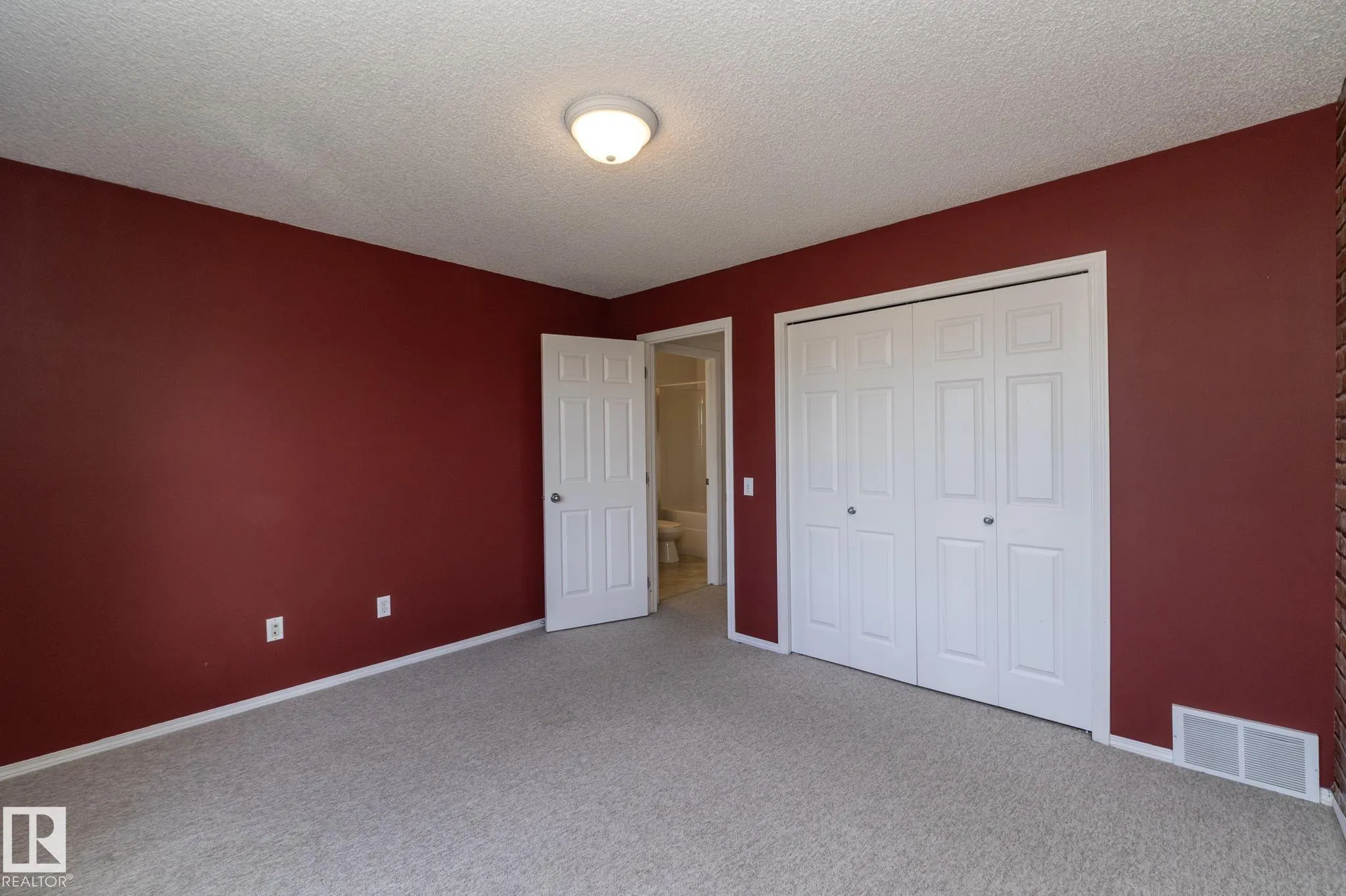 23 BETHEL Drive