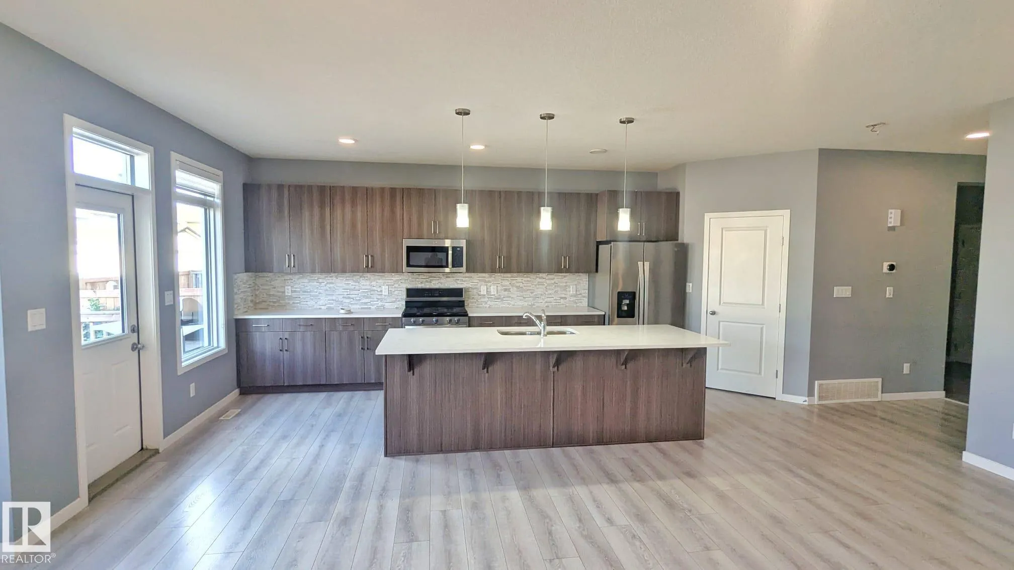 2318 CASSIDY Way