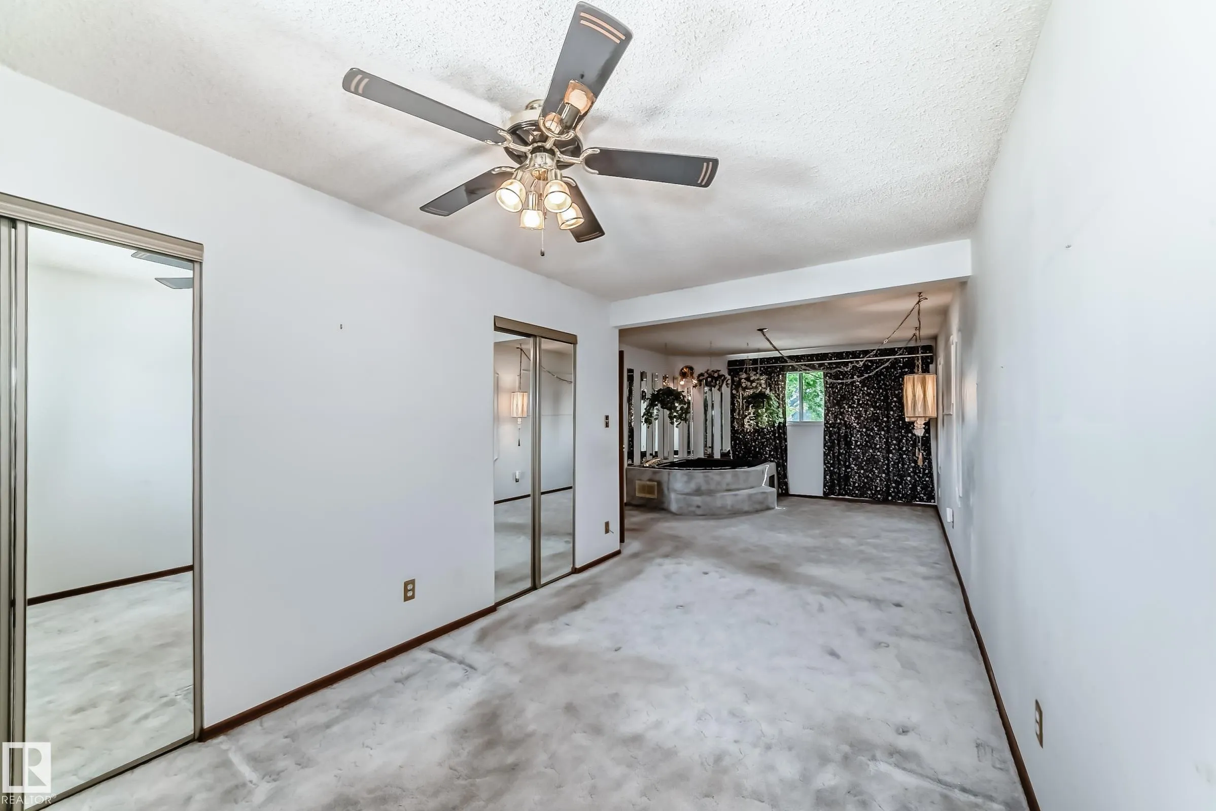 1005 STRATHCONA Drive