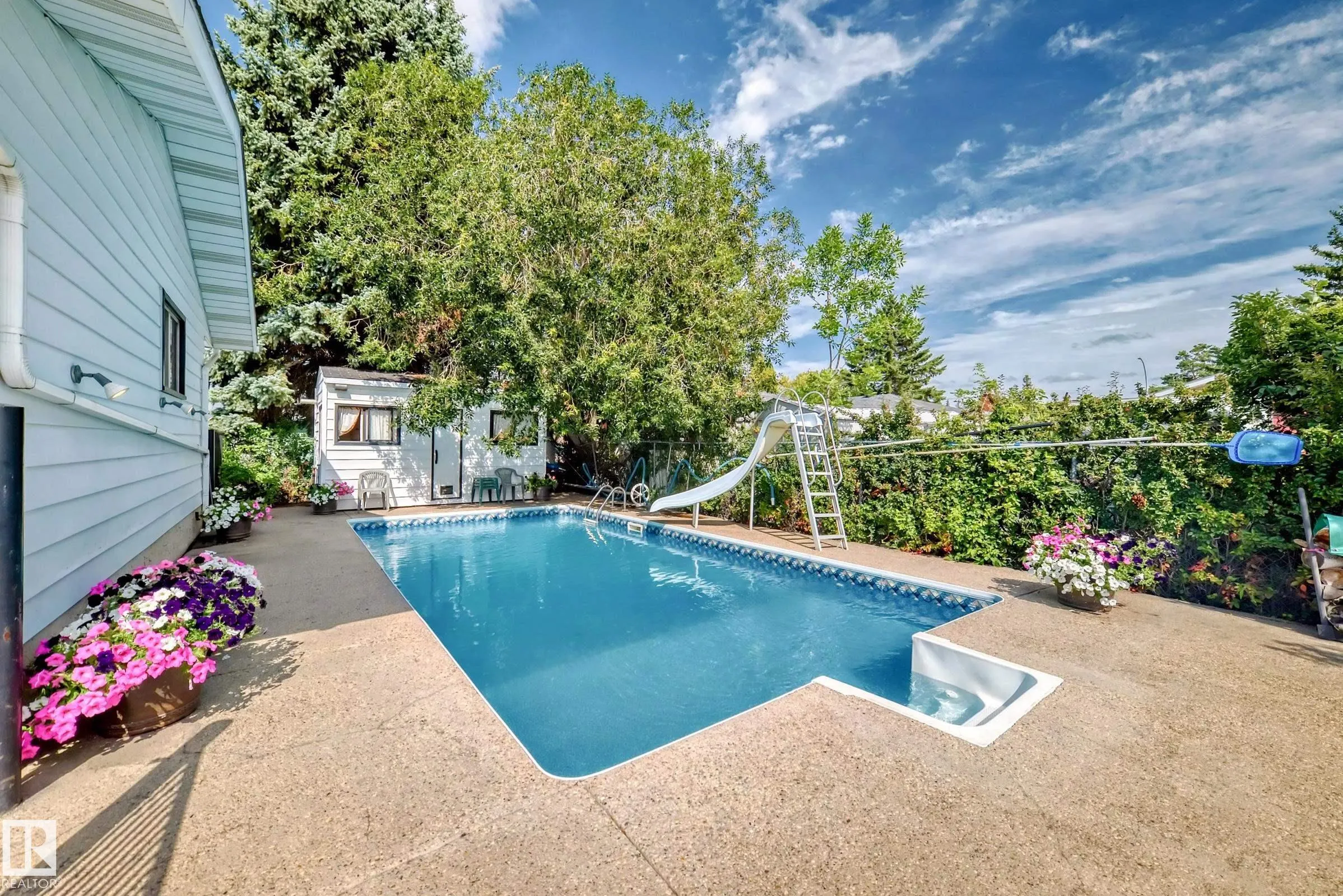 1005 STRATHCONA Drive