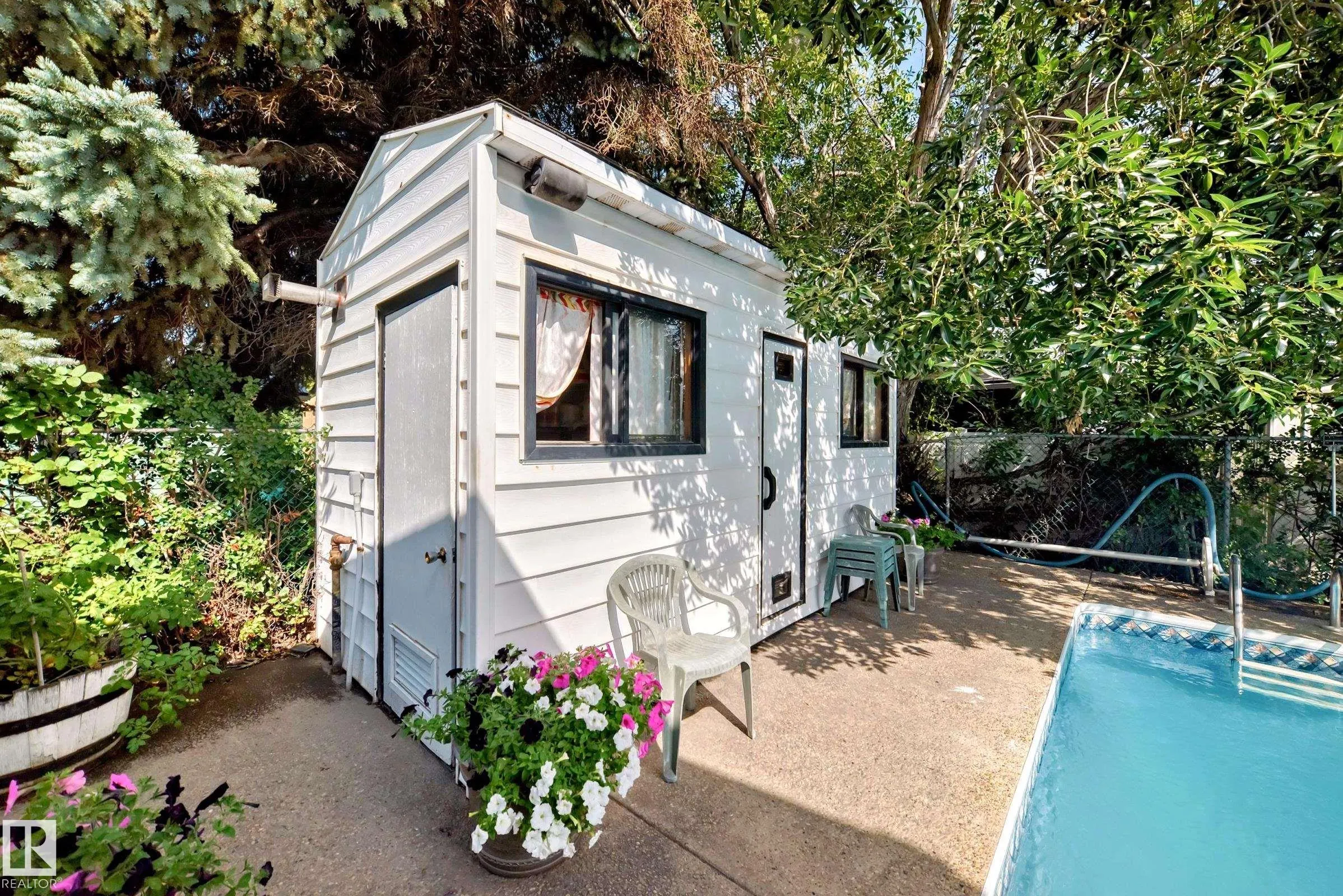 1005 STRATHCONA Drive