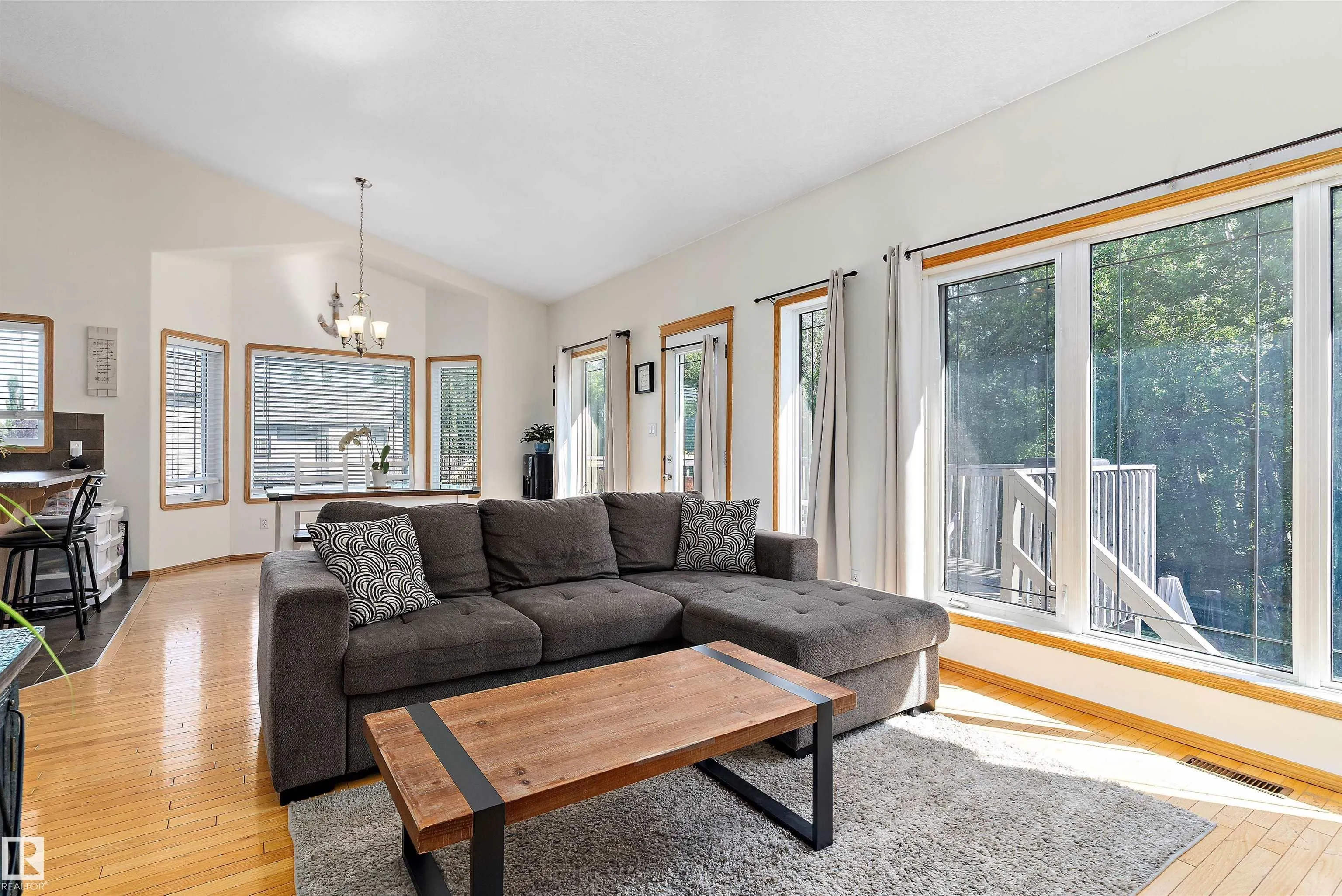 75 Willowview BV