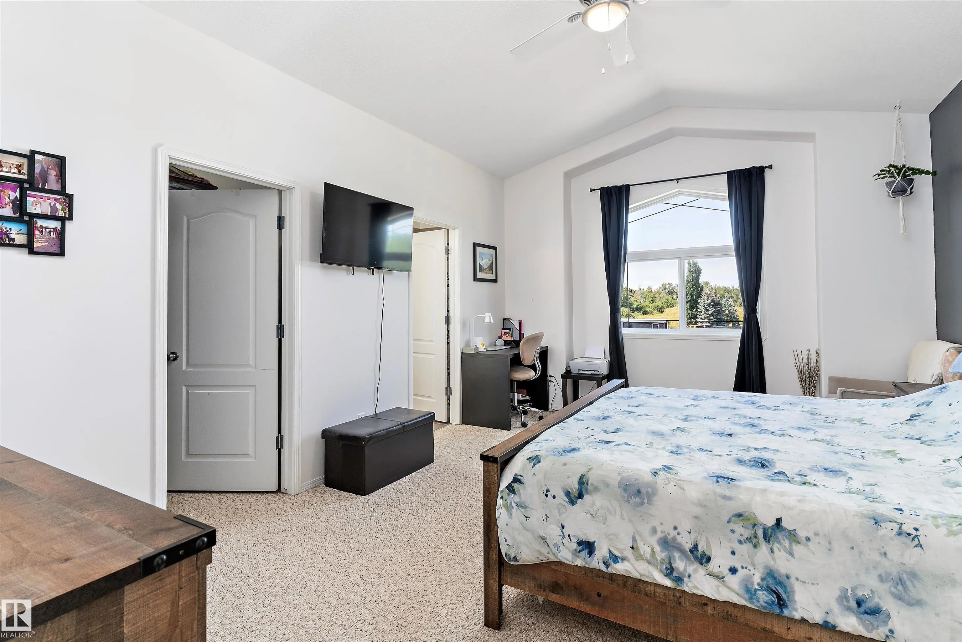 75 Willowview BV