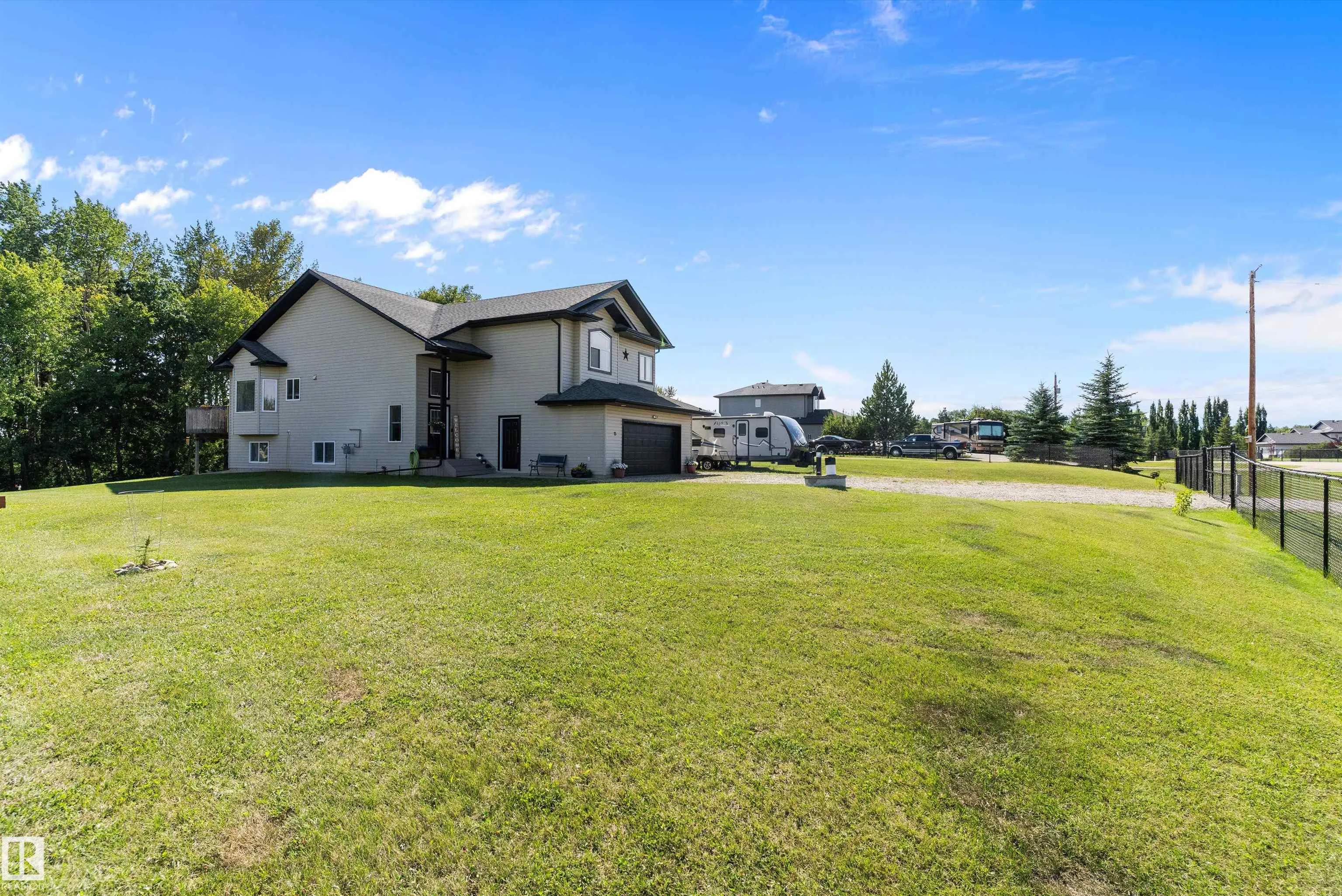 75 Willowview BV