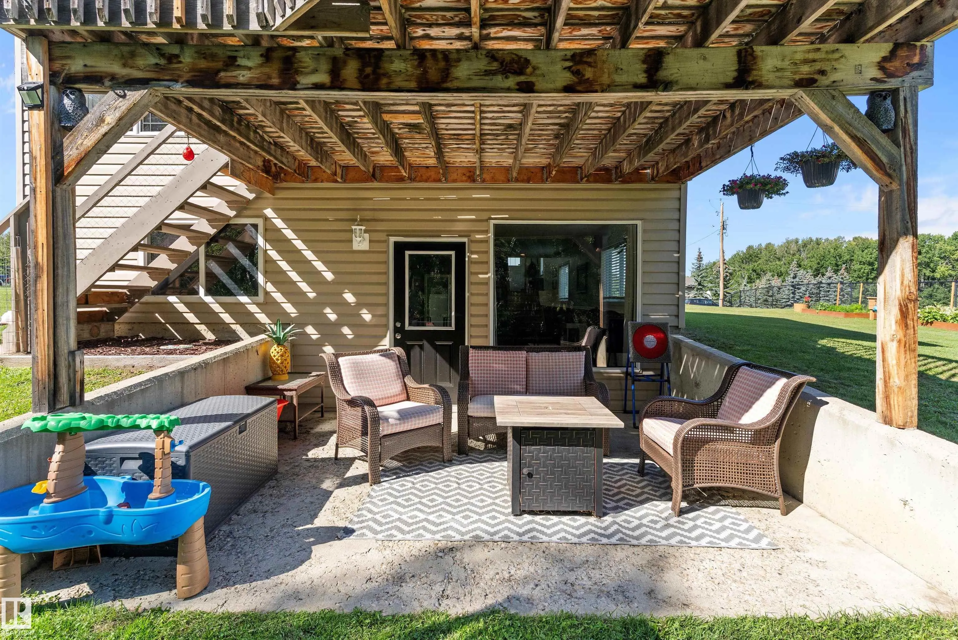 75 Willowview BV