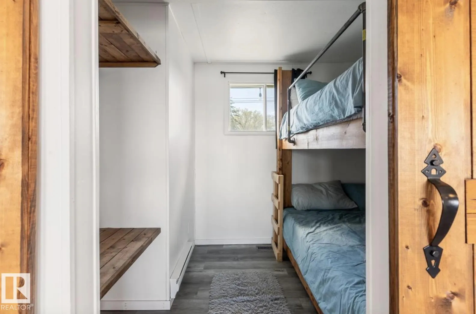 6330 Ste Anne Trail