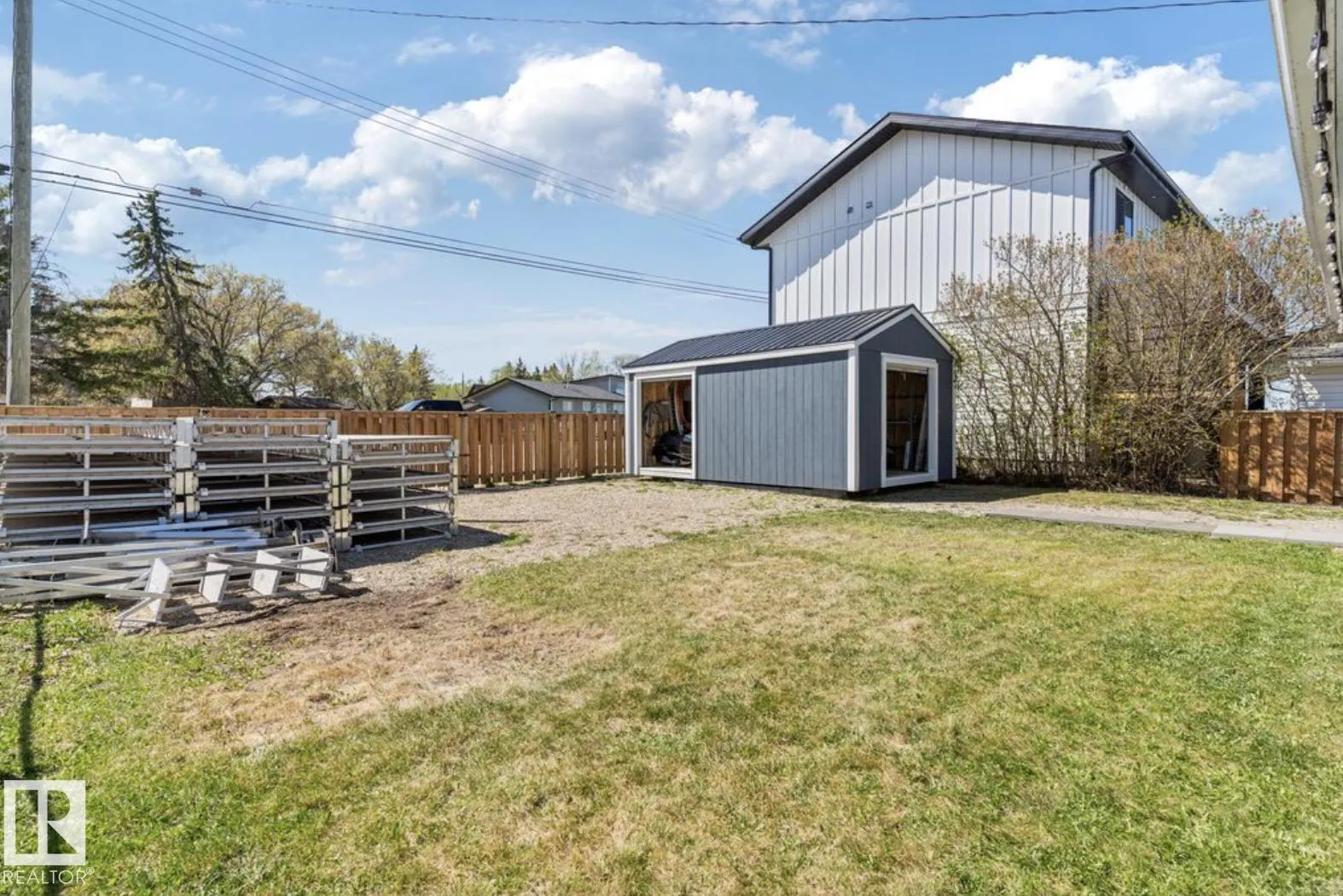6330 Ste Anne Trail