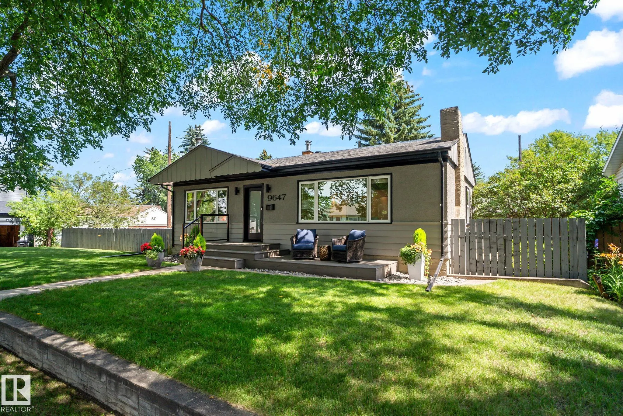 9647 86 Street