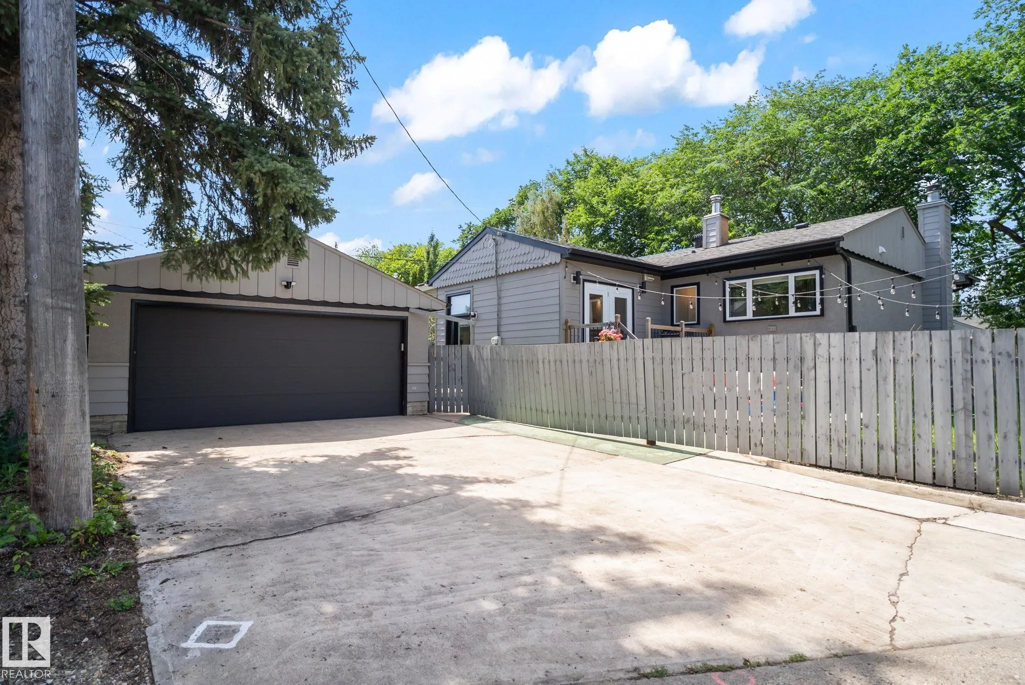 9647 86 Street
