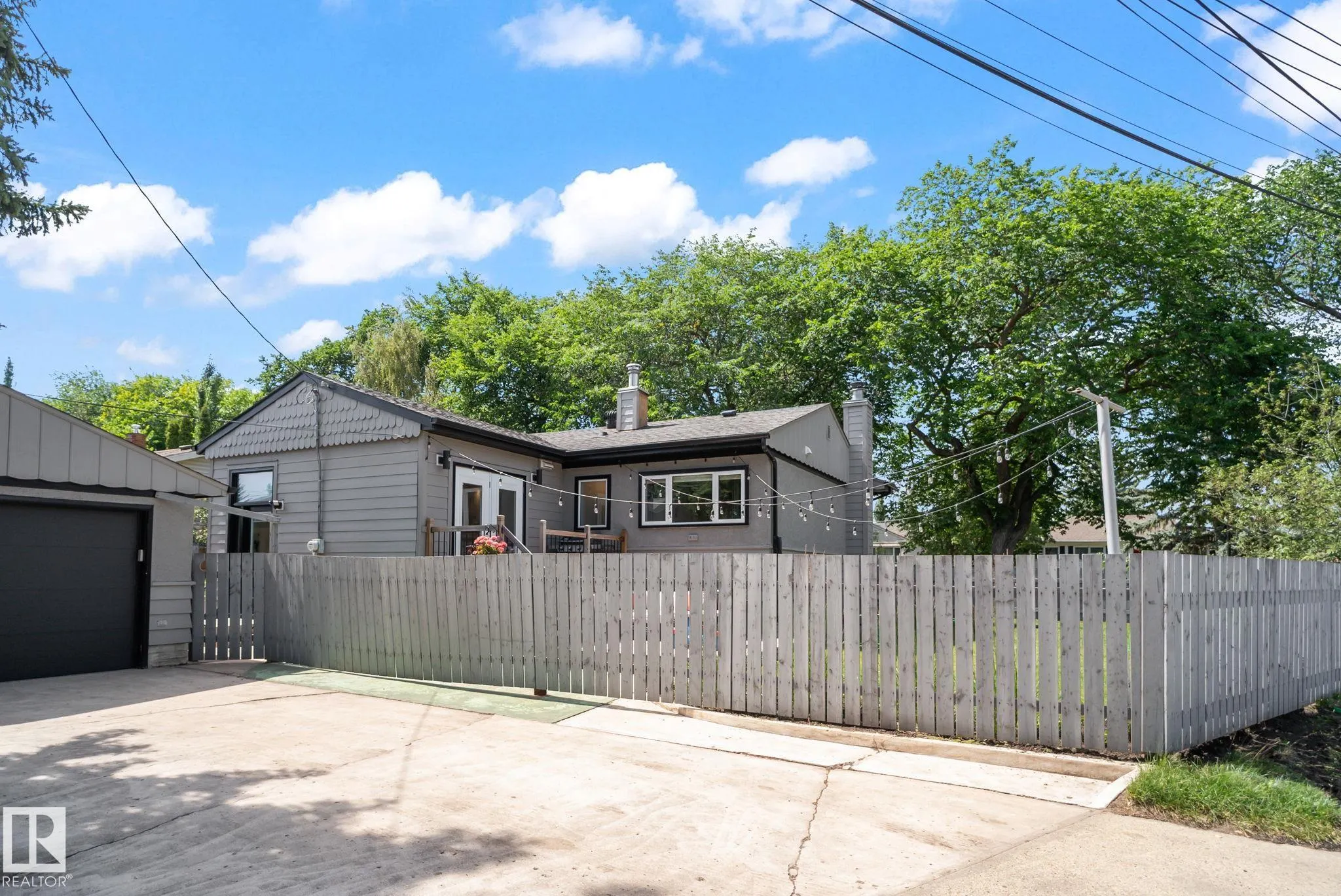 9647 86 Street