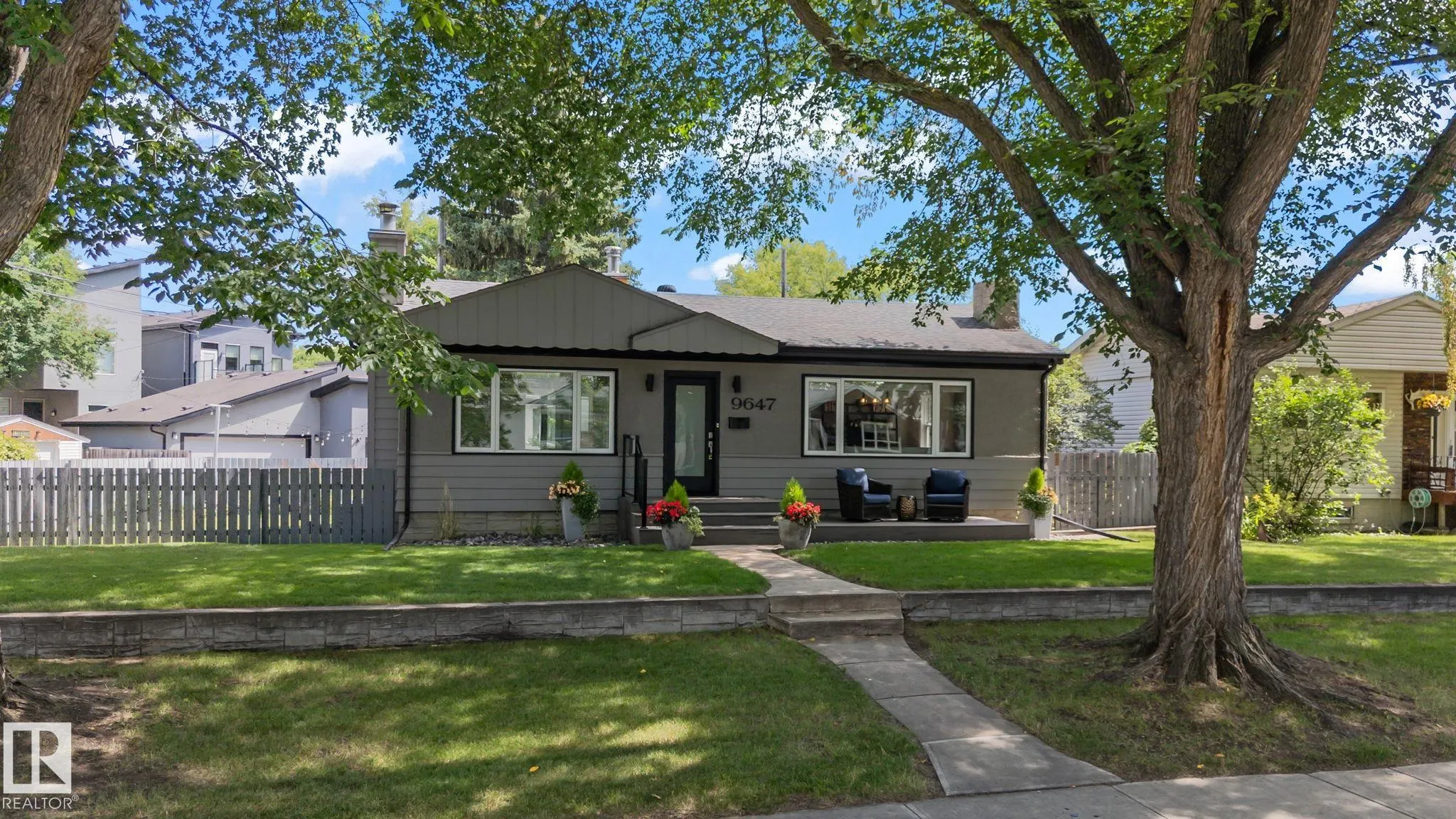 9647 86 Street