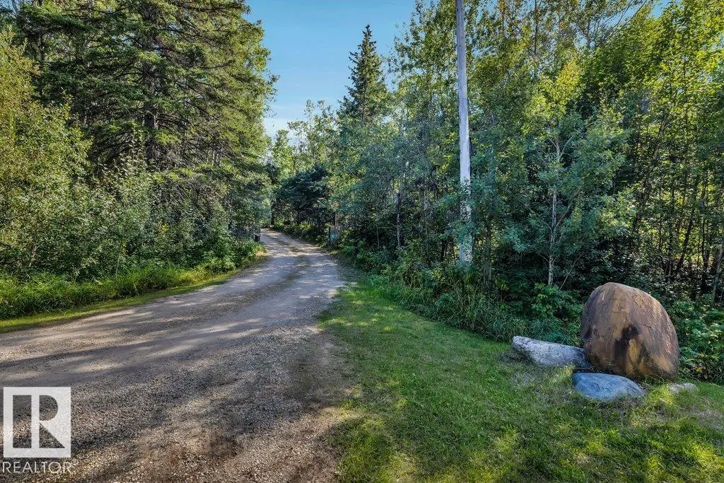 5 51028 Rge Rd 261