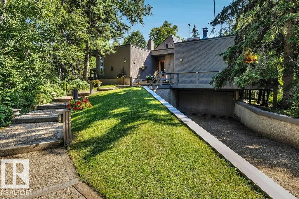 5 51028 Rge Rd 261