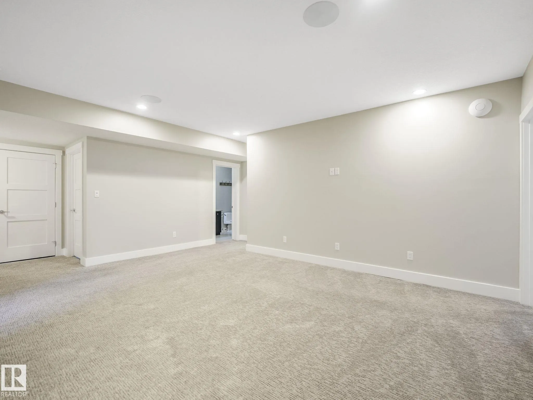 2554 CAMERON RAVINE Landing
