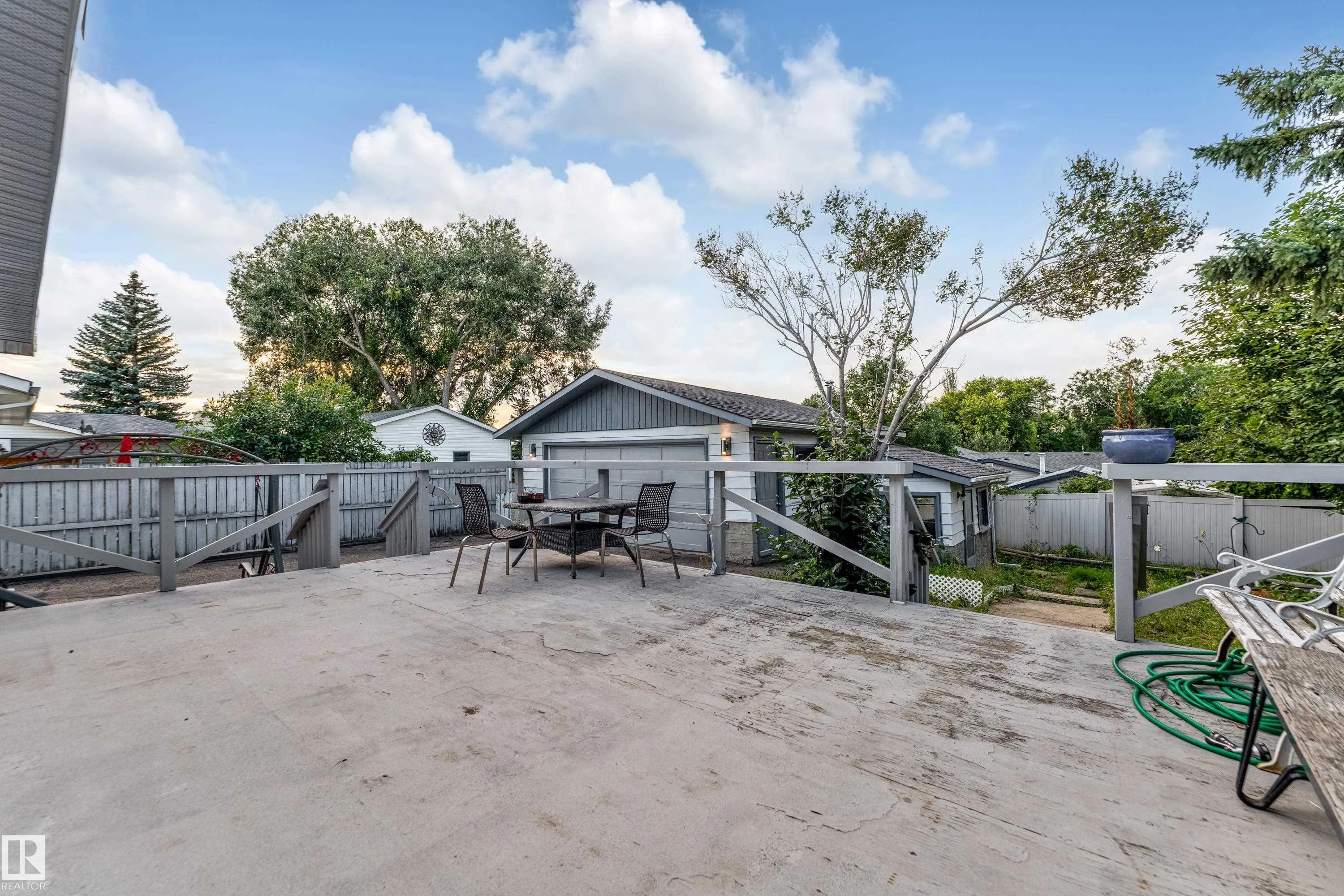 79 Garnet Cres