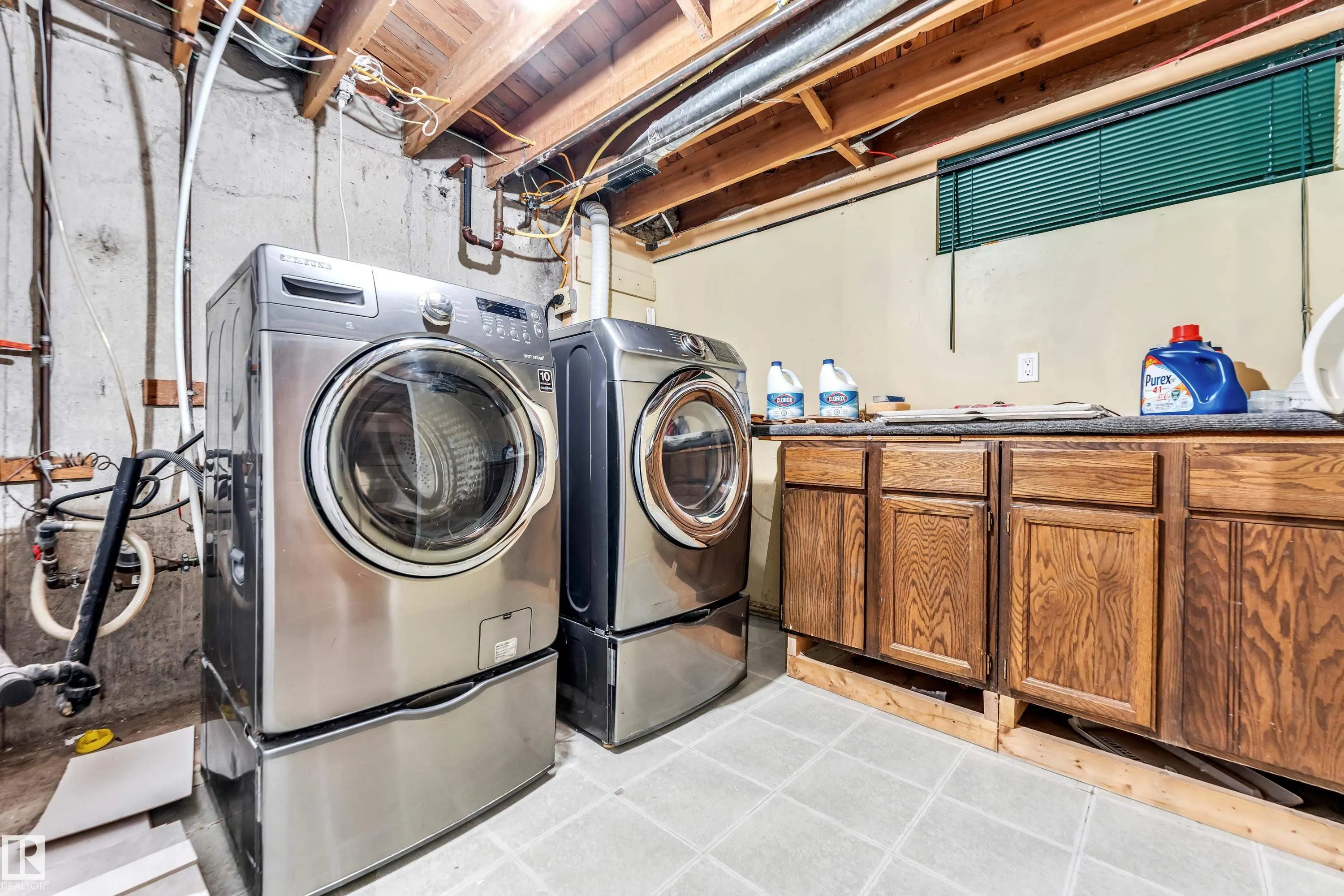 79 Garnet Cres