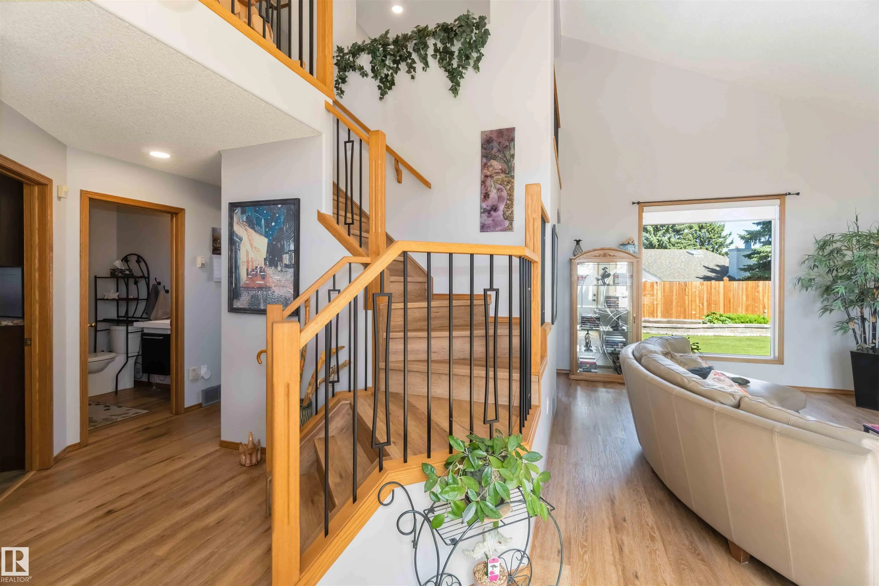 858 RYAN Place