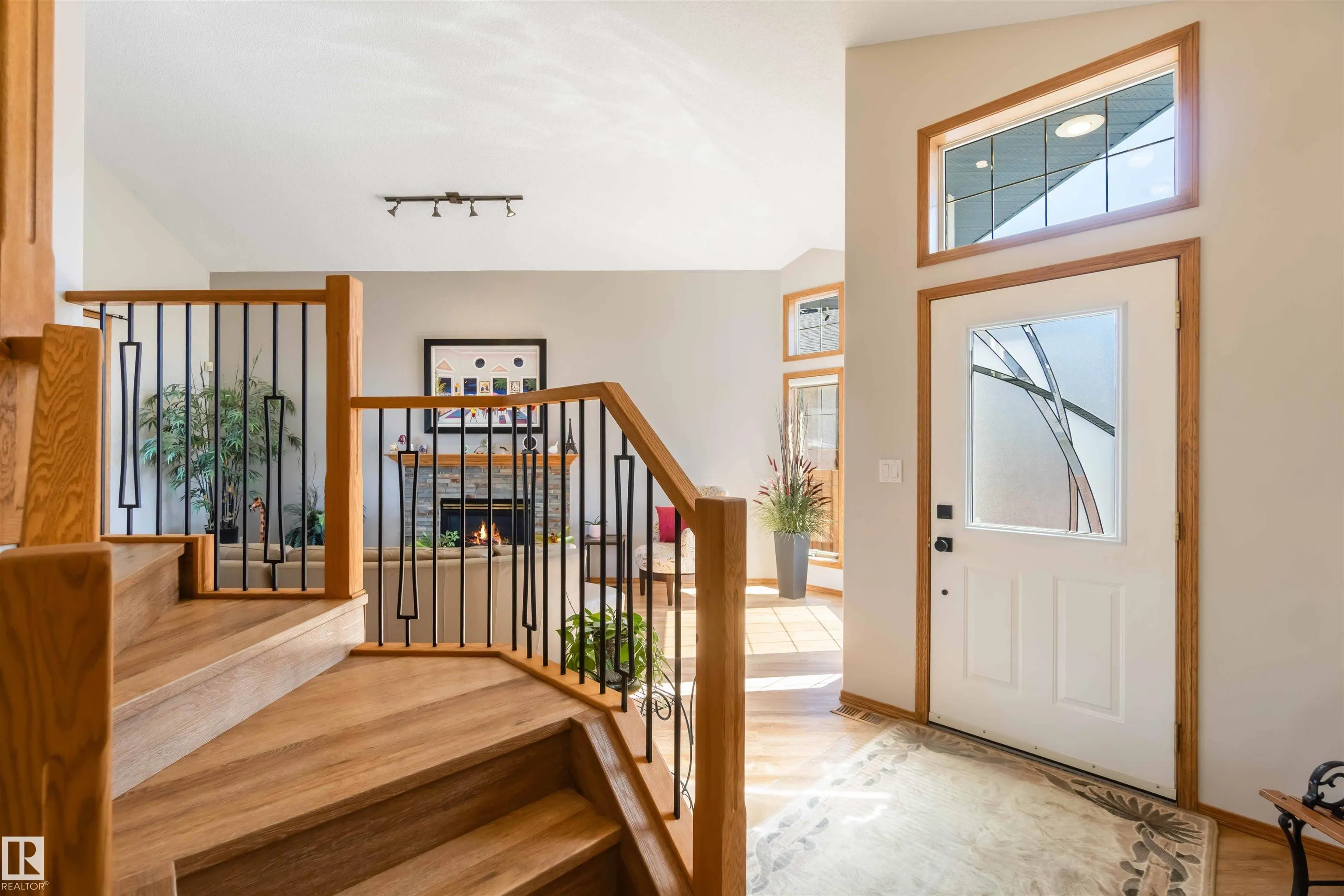 858 RYAN Place