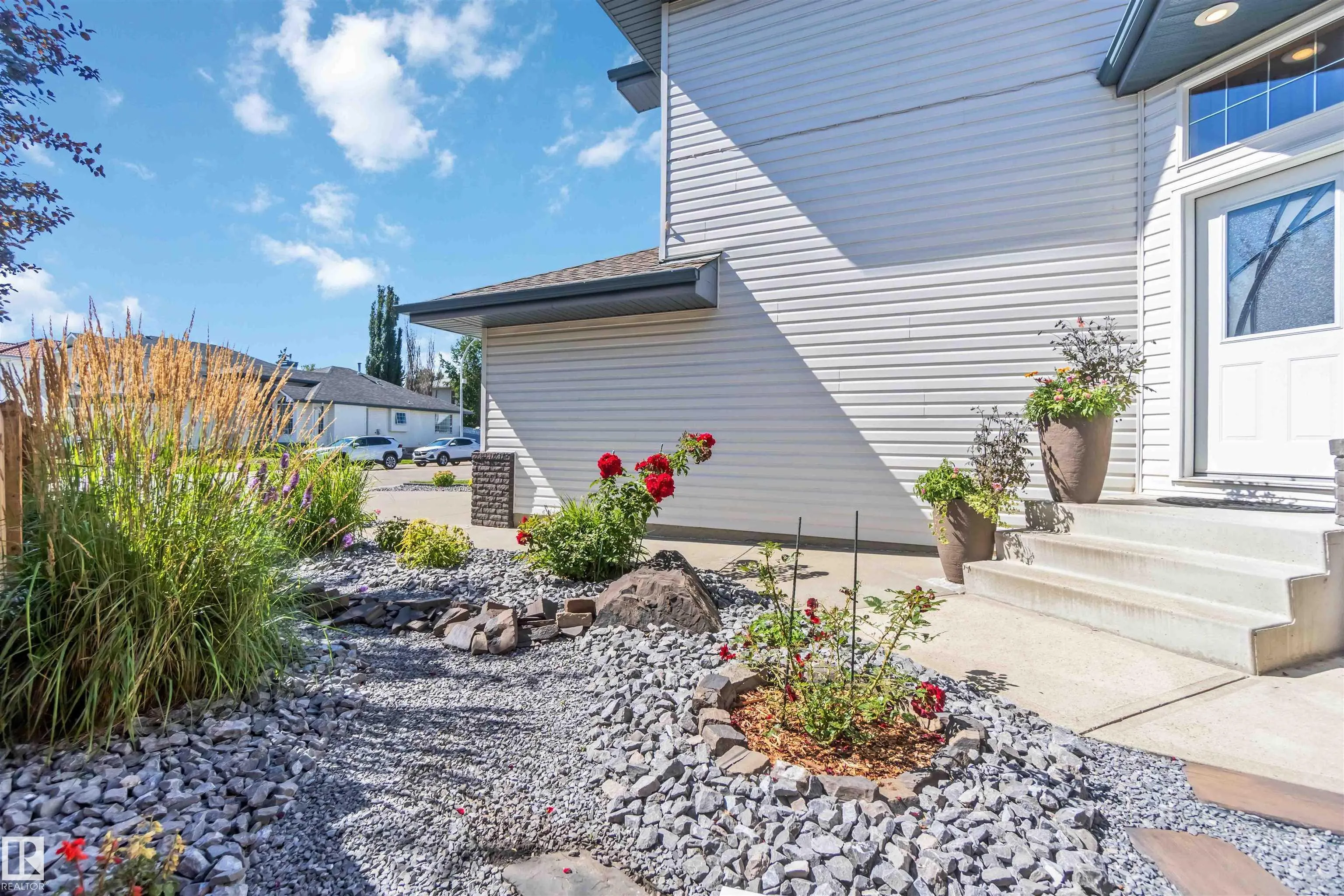 858 RYAN Place