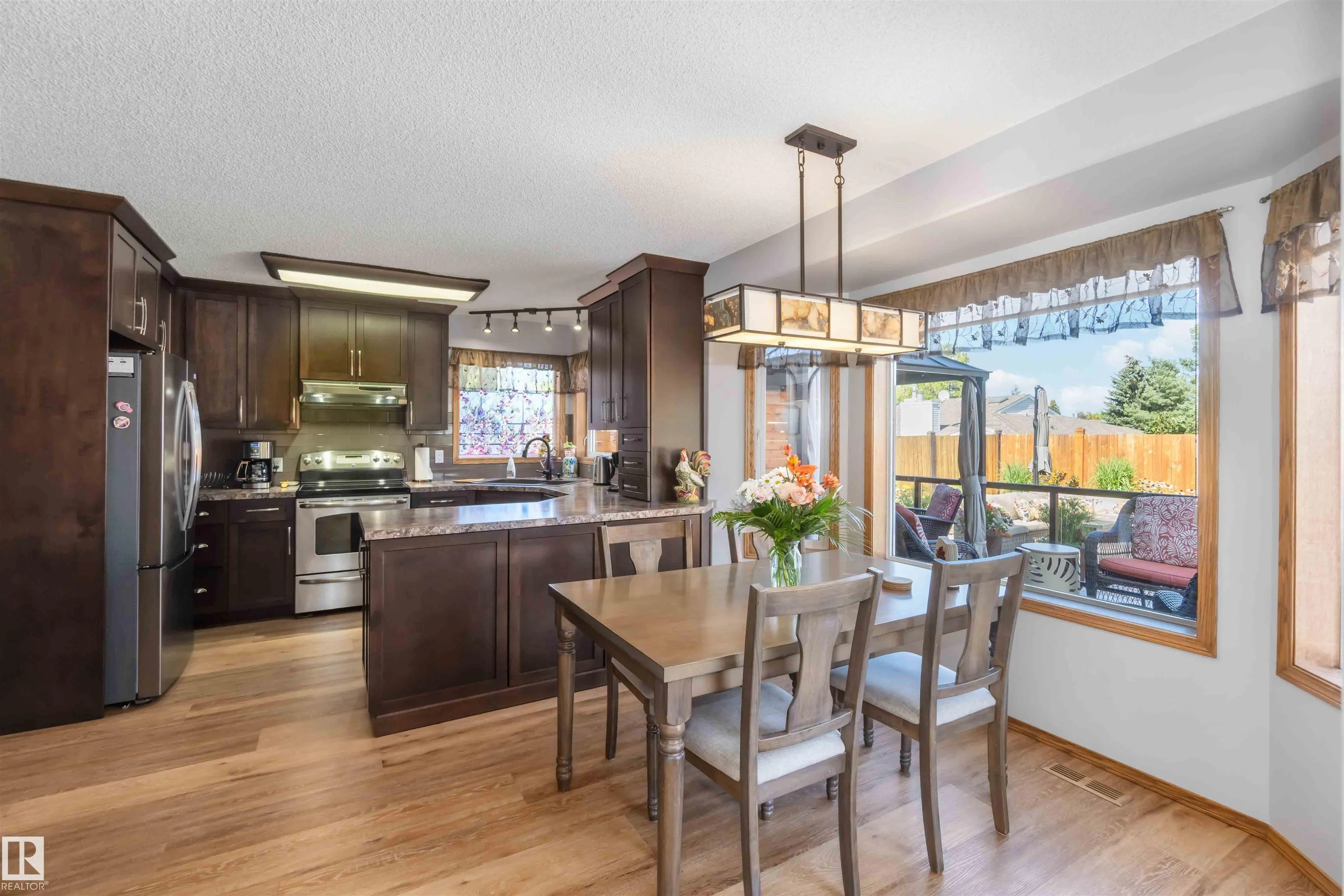 858 RYAN Place