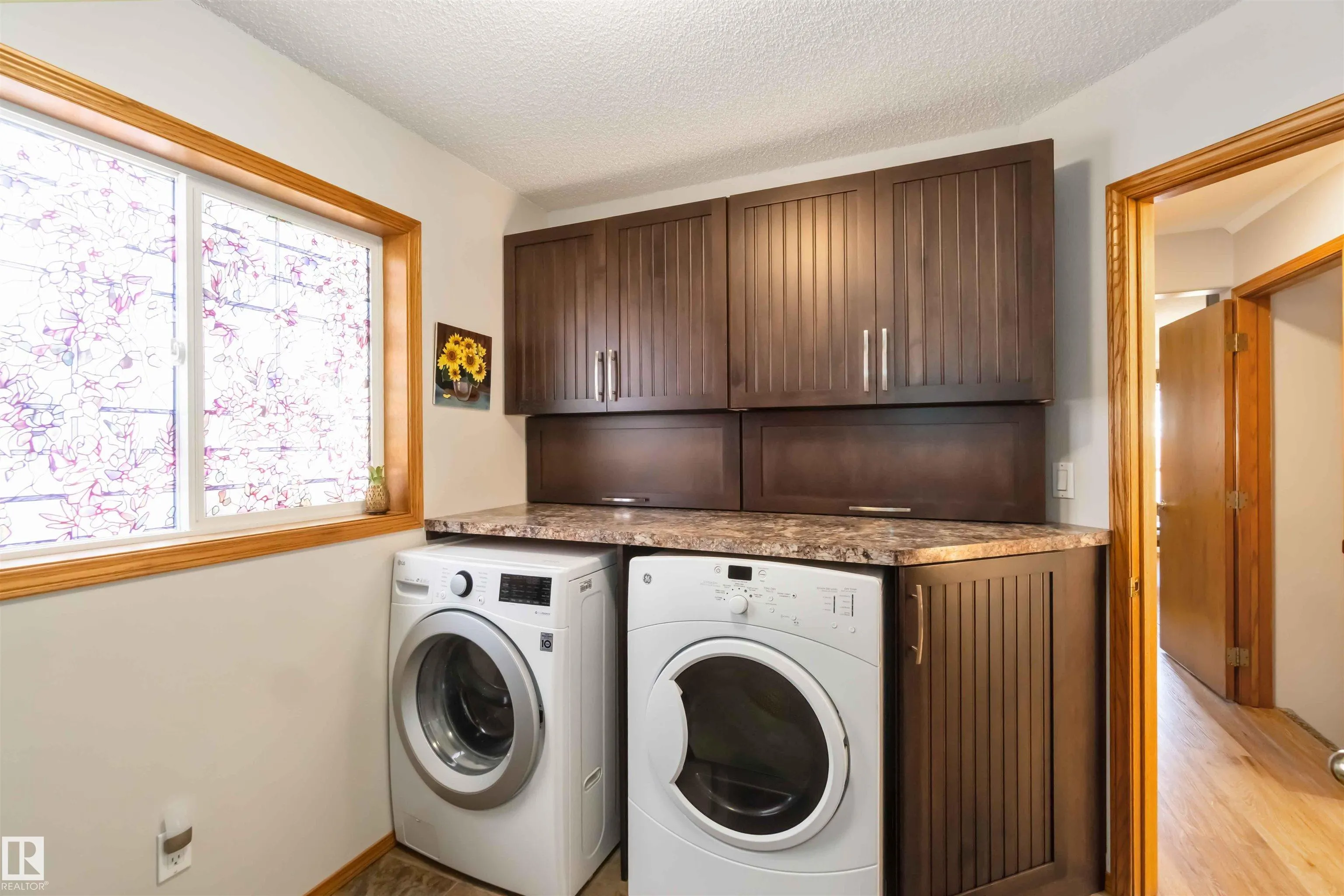 858 RYAN Place