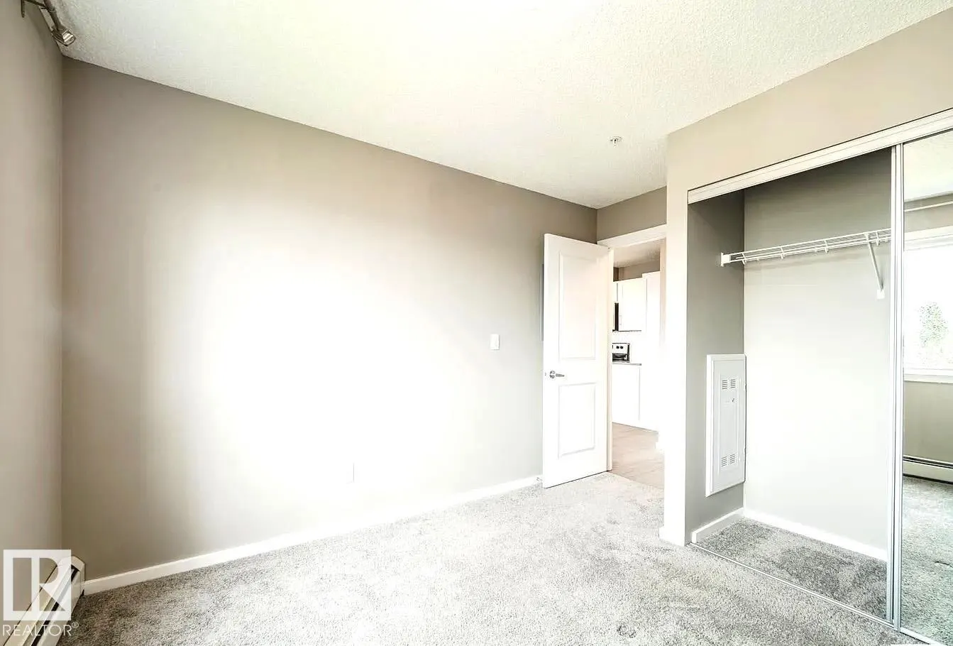 394 WINDERMERE Road