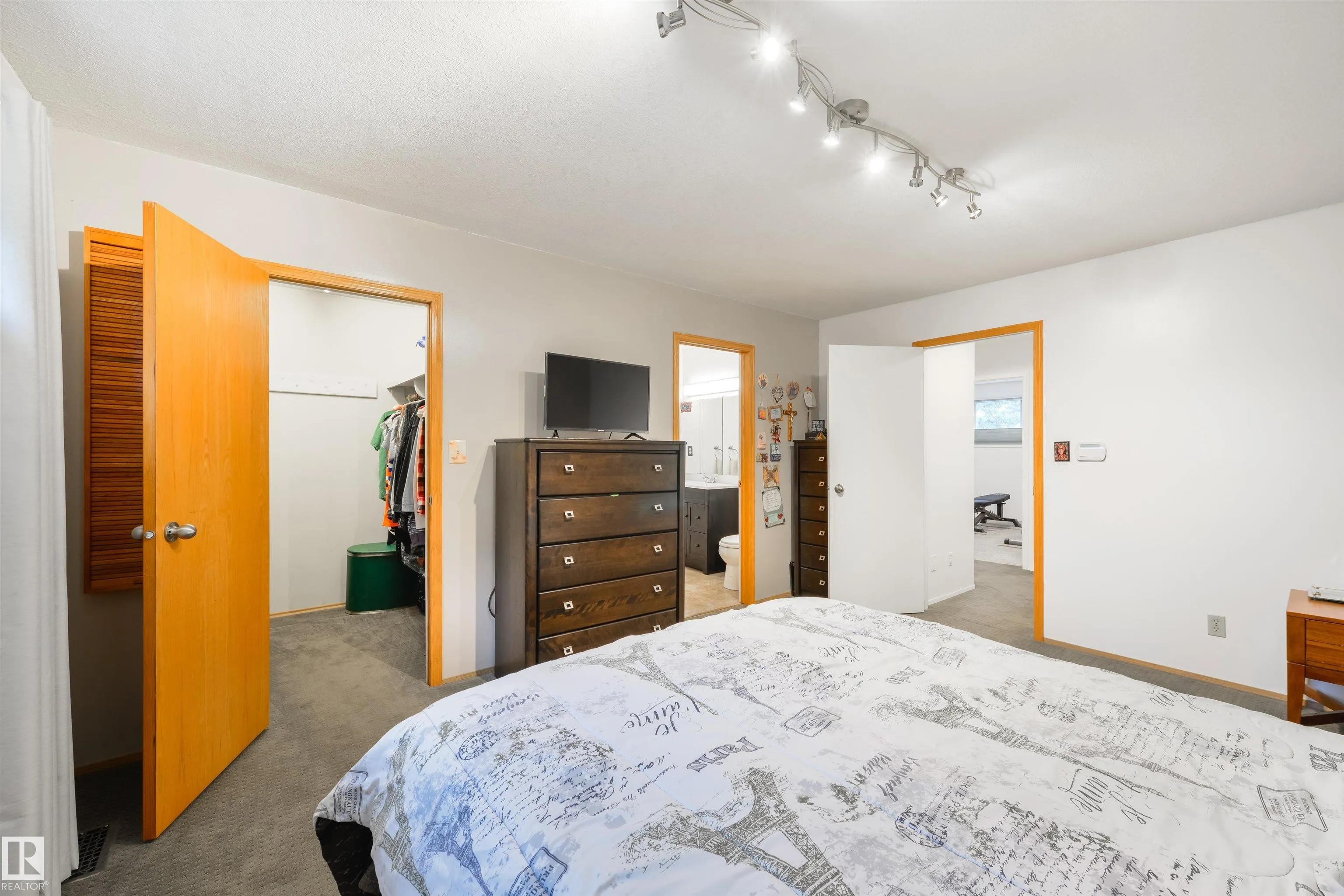 256 WESTRIDGE Road