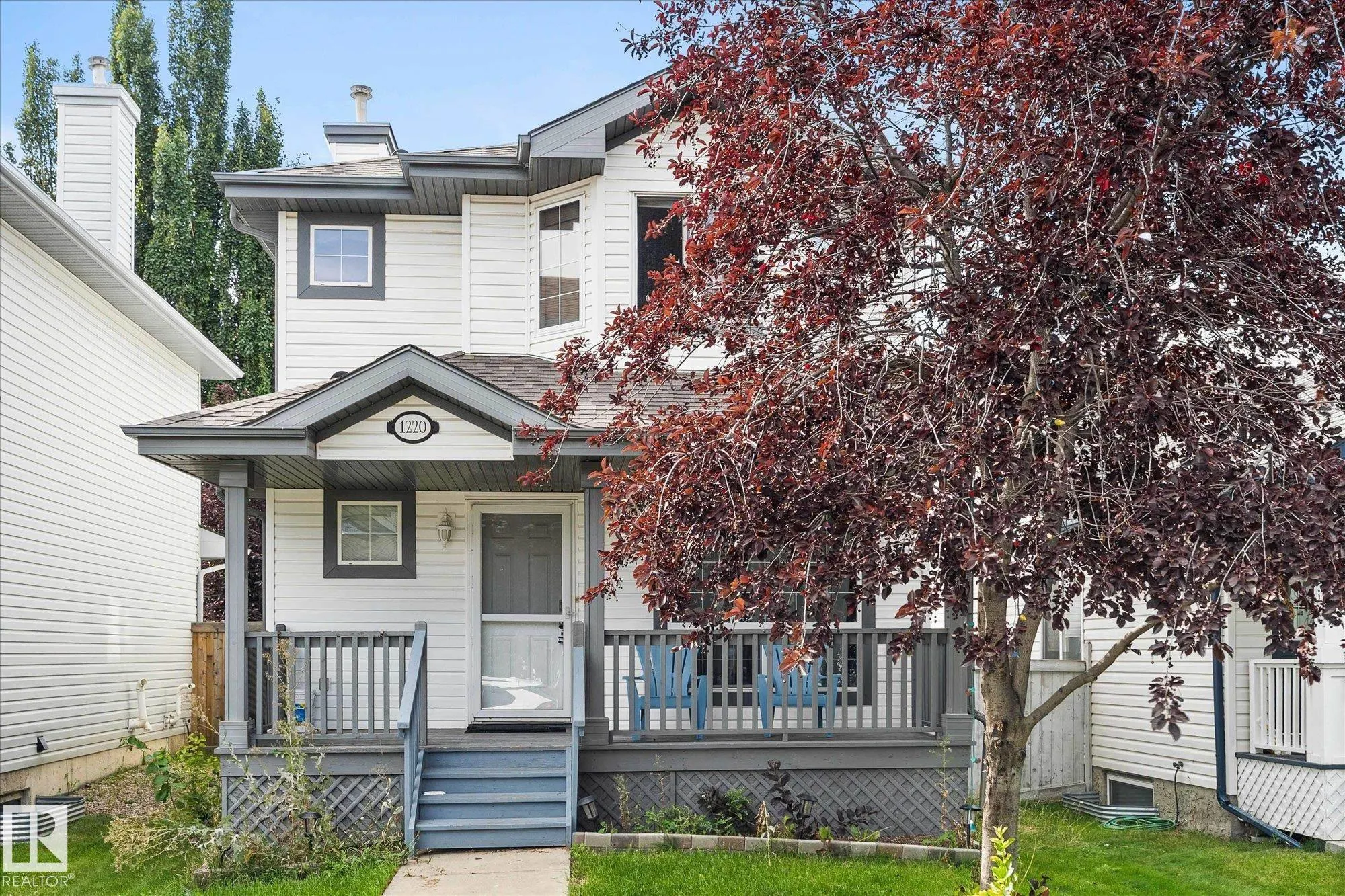 1220 Gillespie Crescent