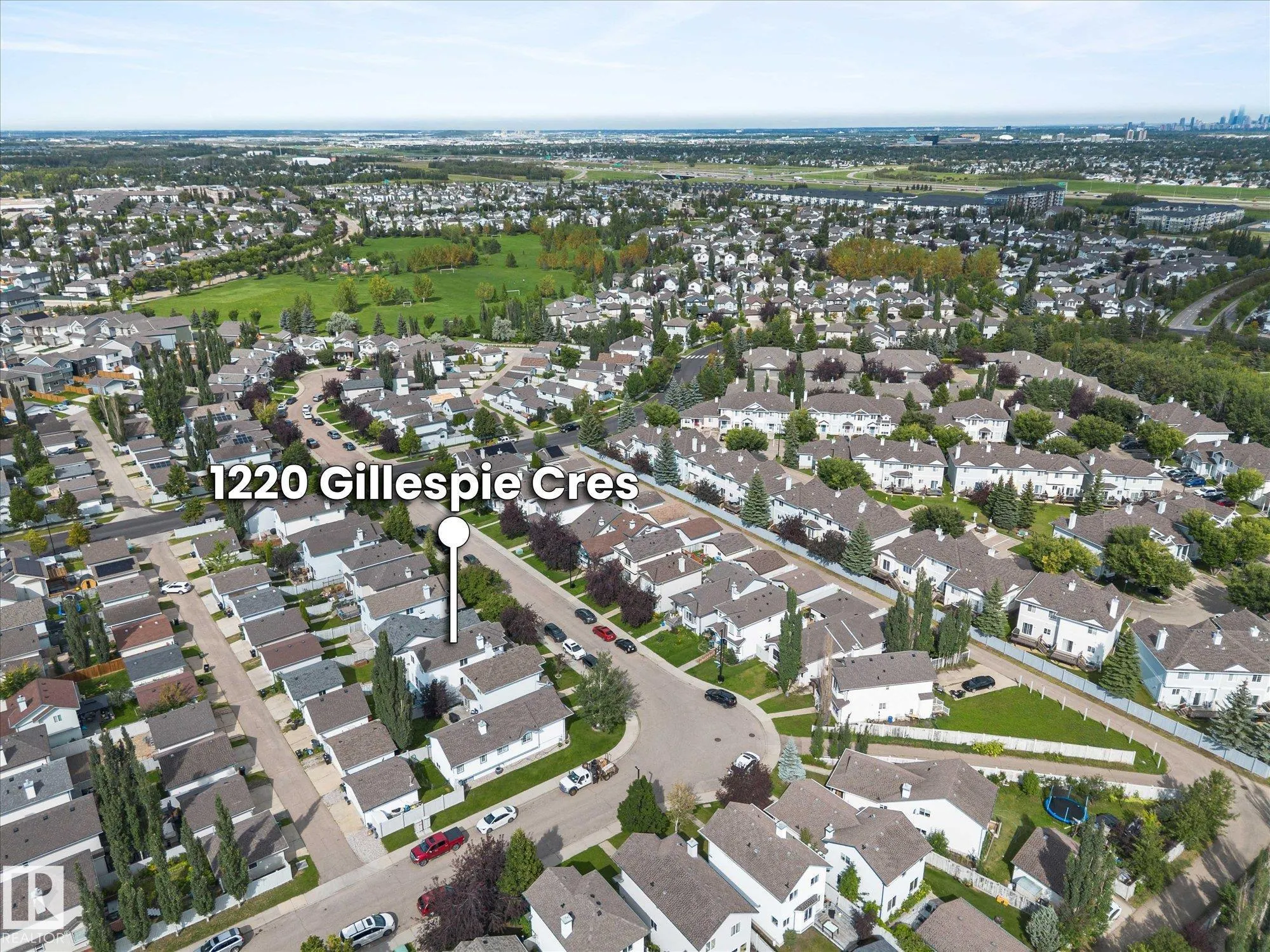 1220 Gillespie Crescent