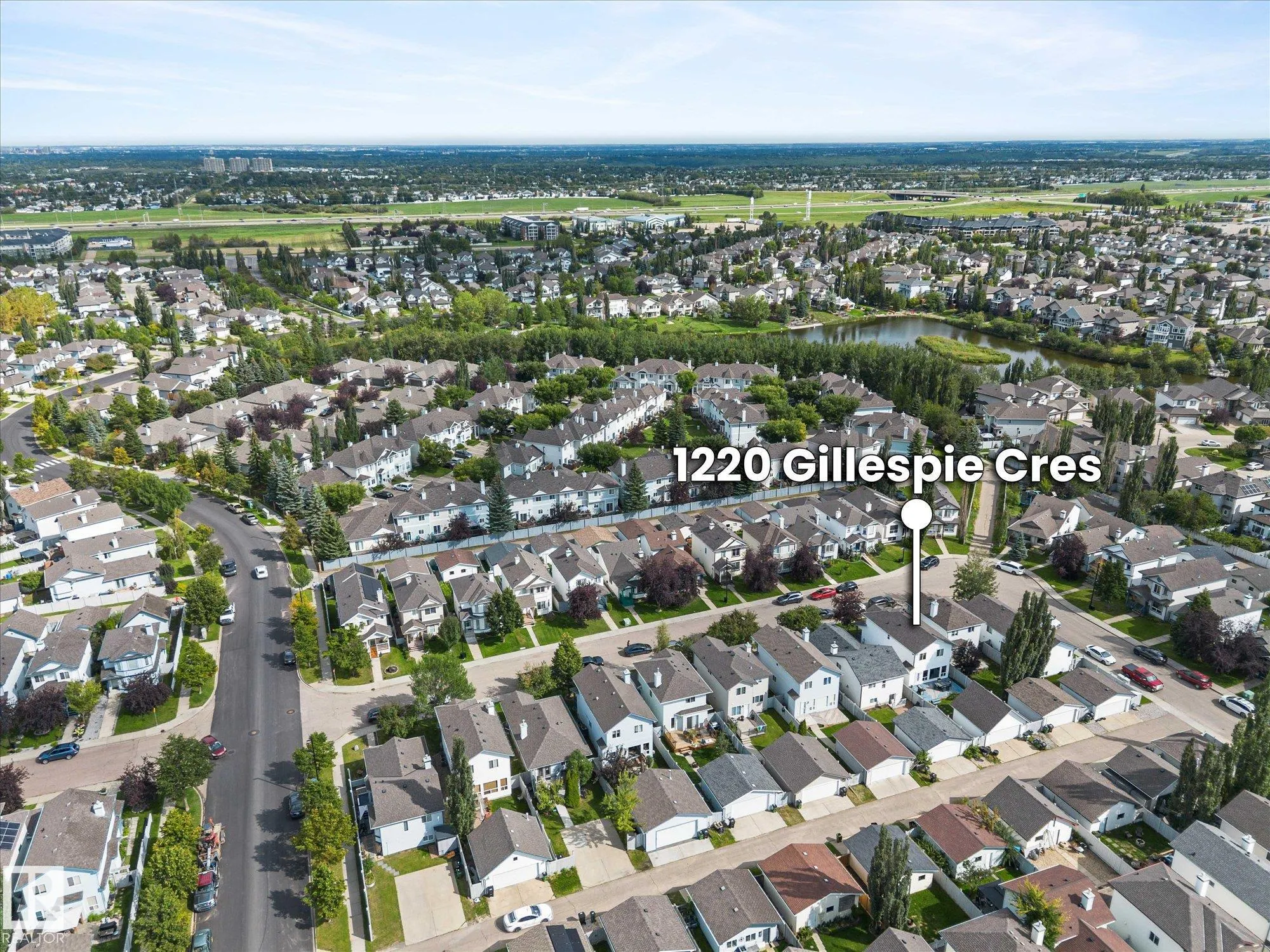 1220 Gillespie Crescent