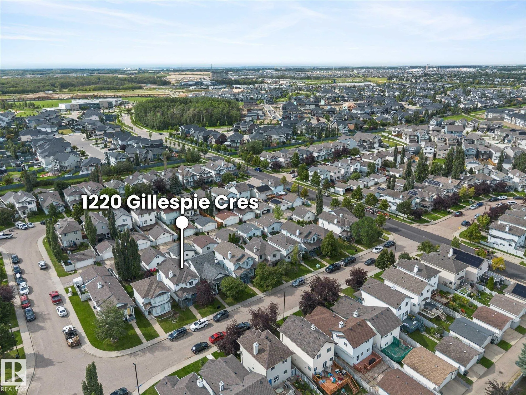 1220 Gillespie Crescent
